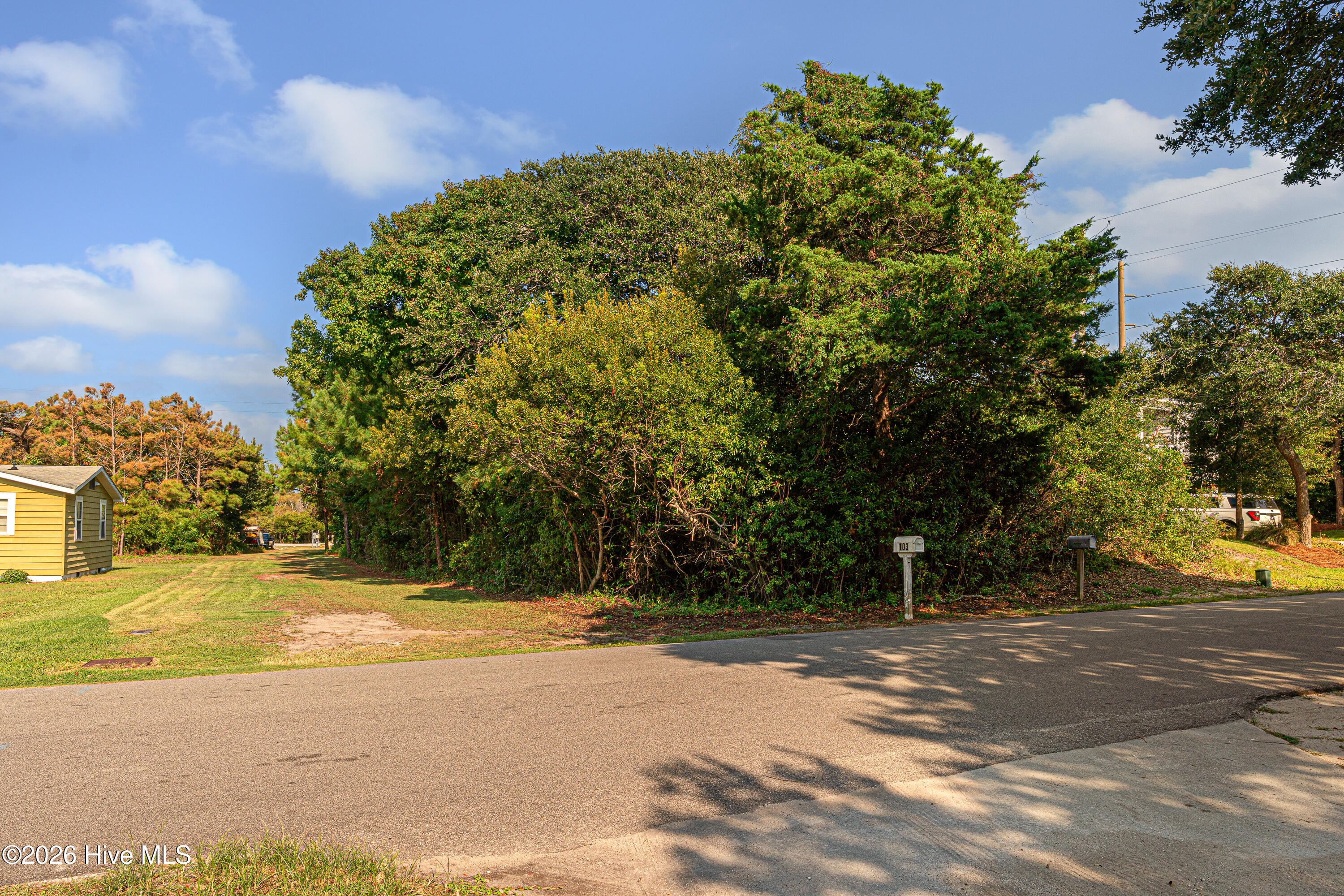 104 Juniper Road,Pine Knoll Shores