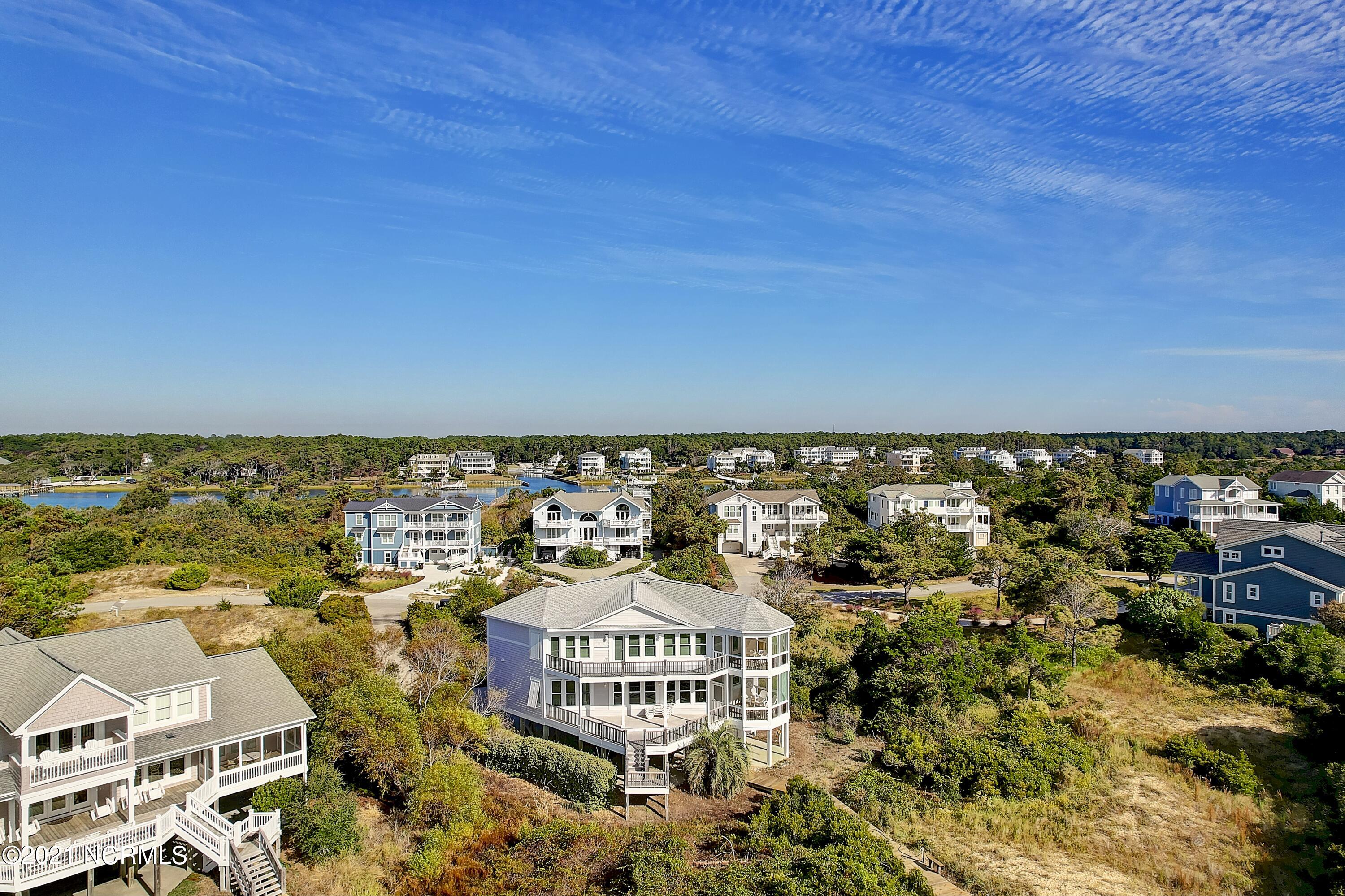 100536702 | Photo 14