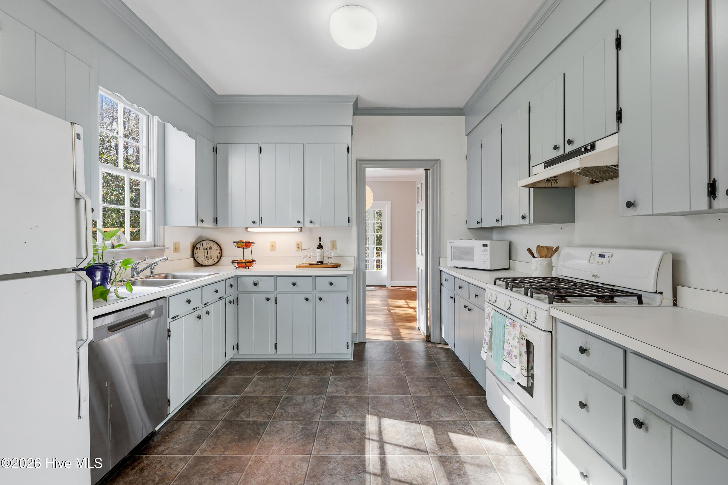 100554424 | Photo 17