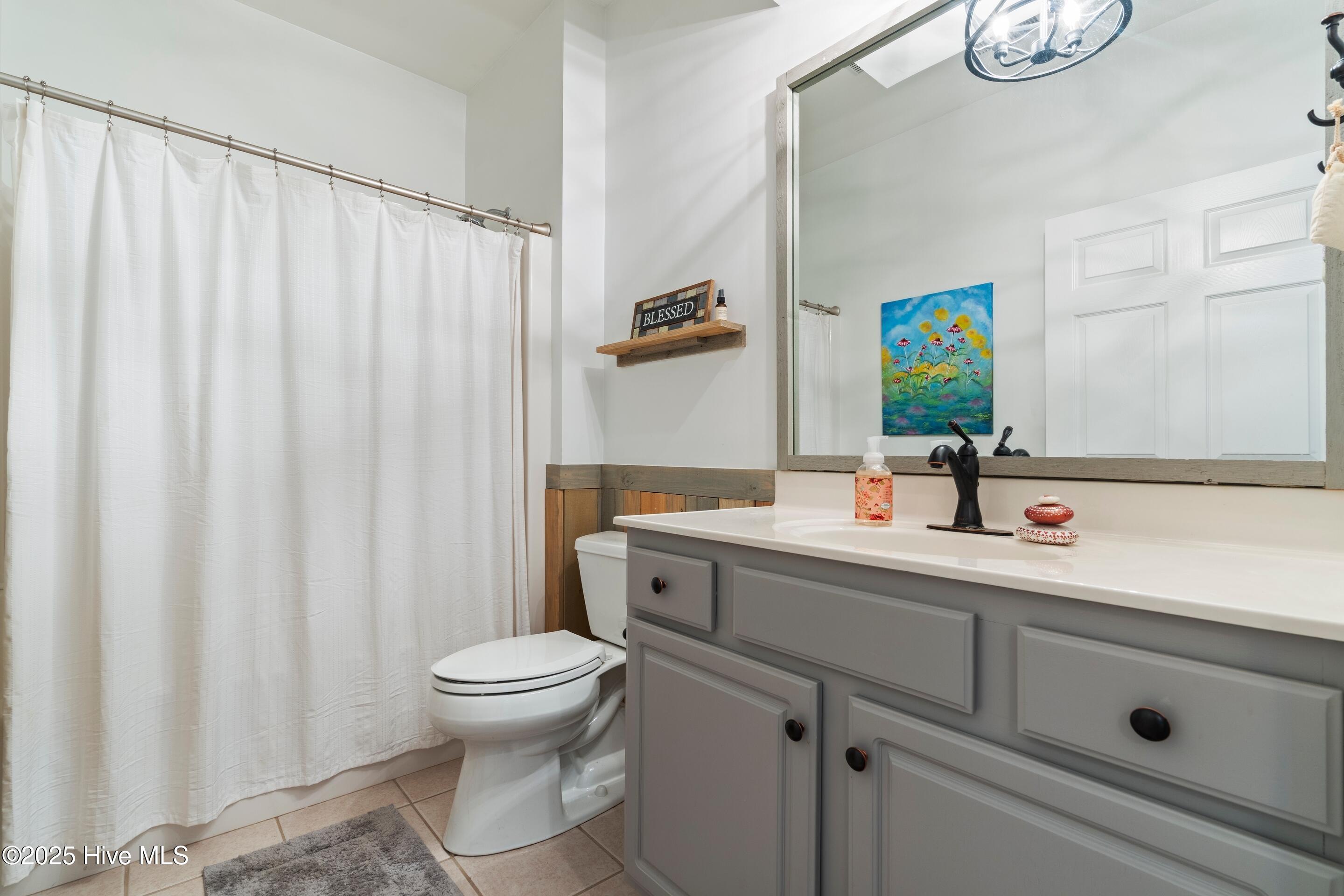 100563476 | Photo 27