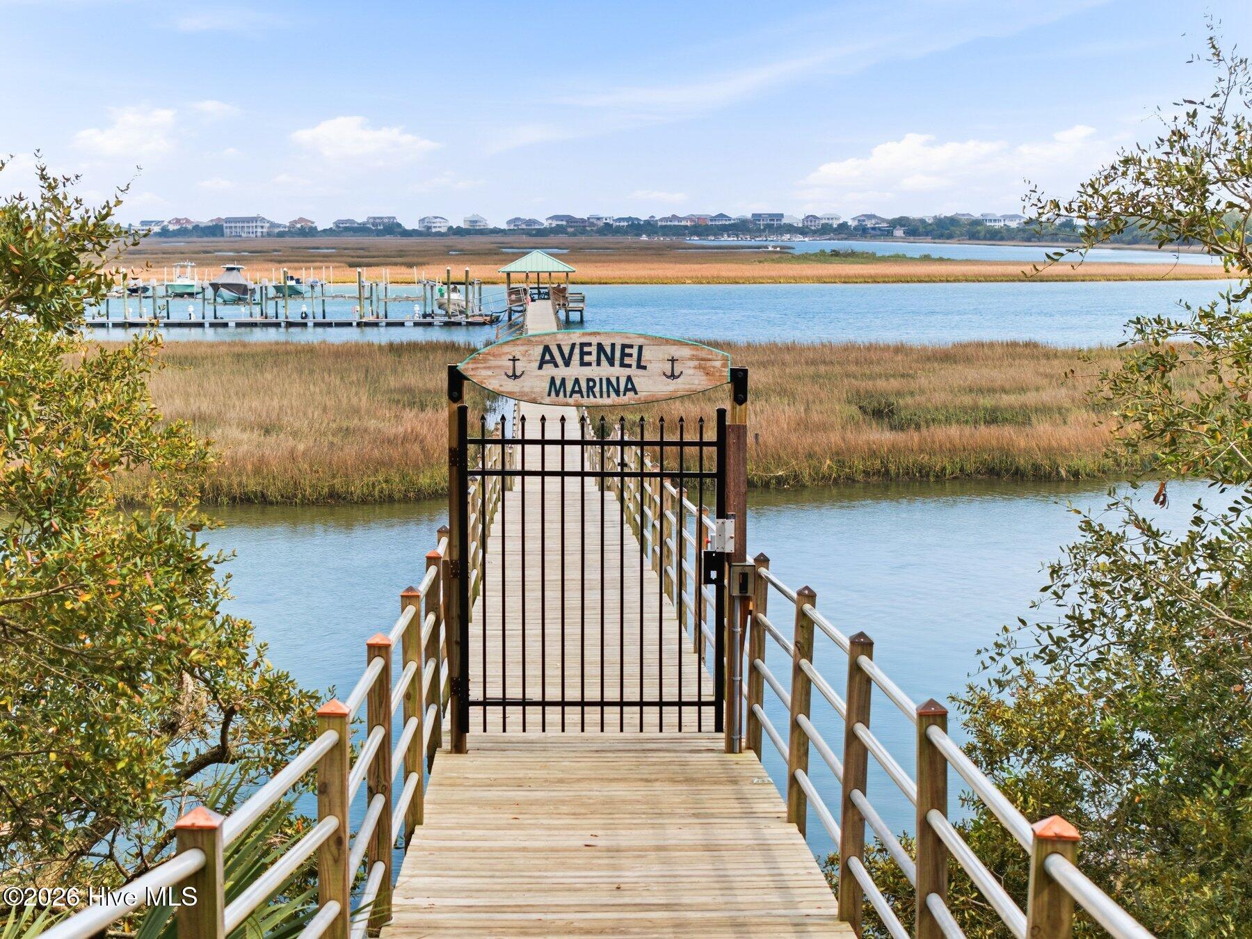 100562414 | Photo 70