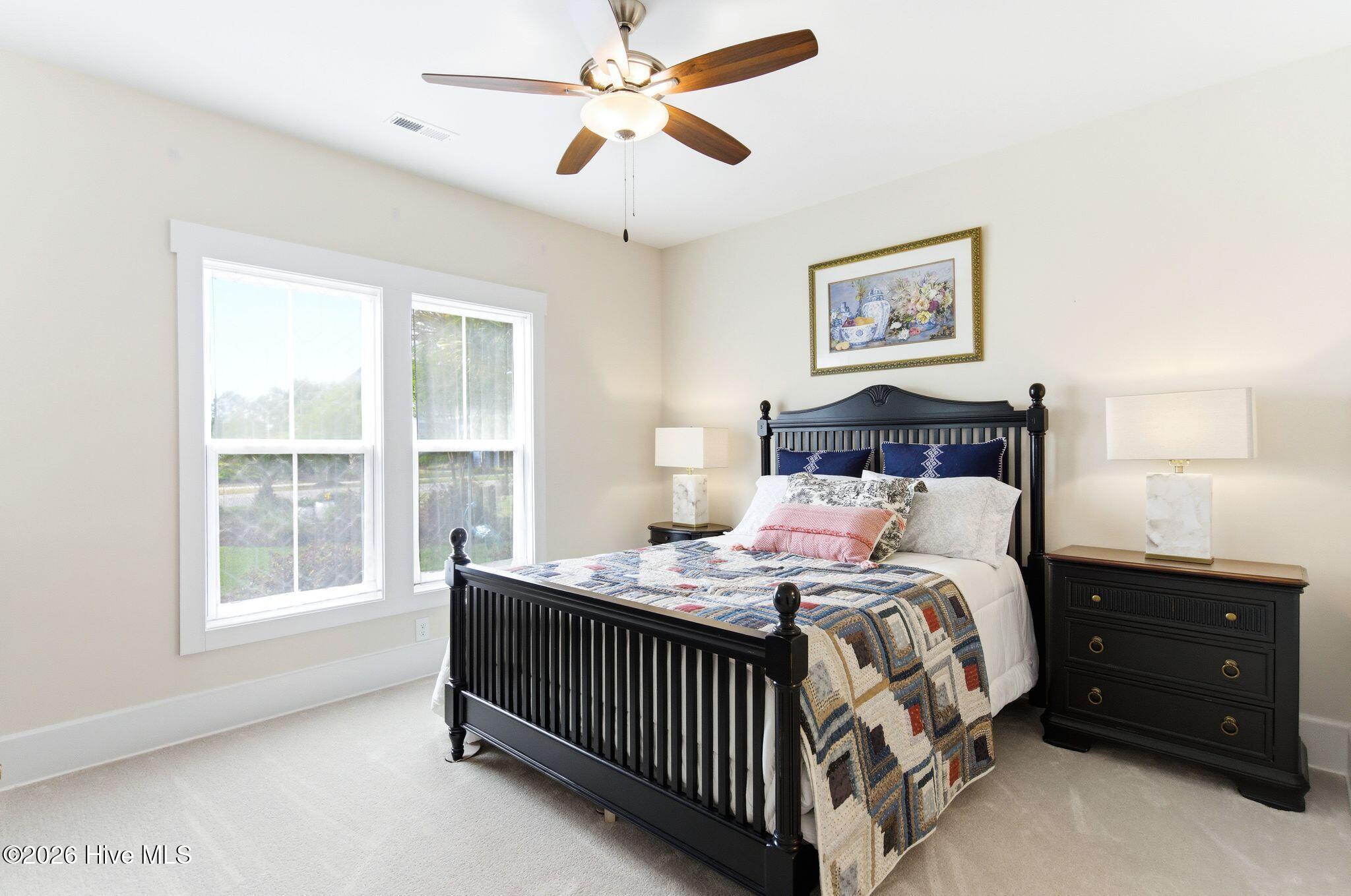 100566081 | Photo 22