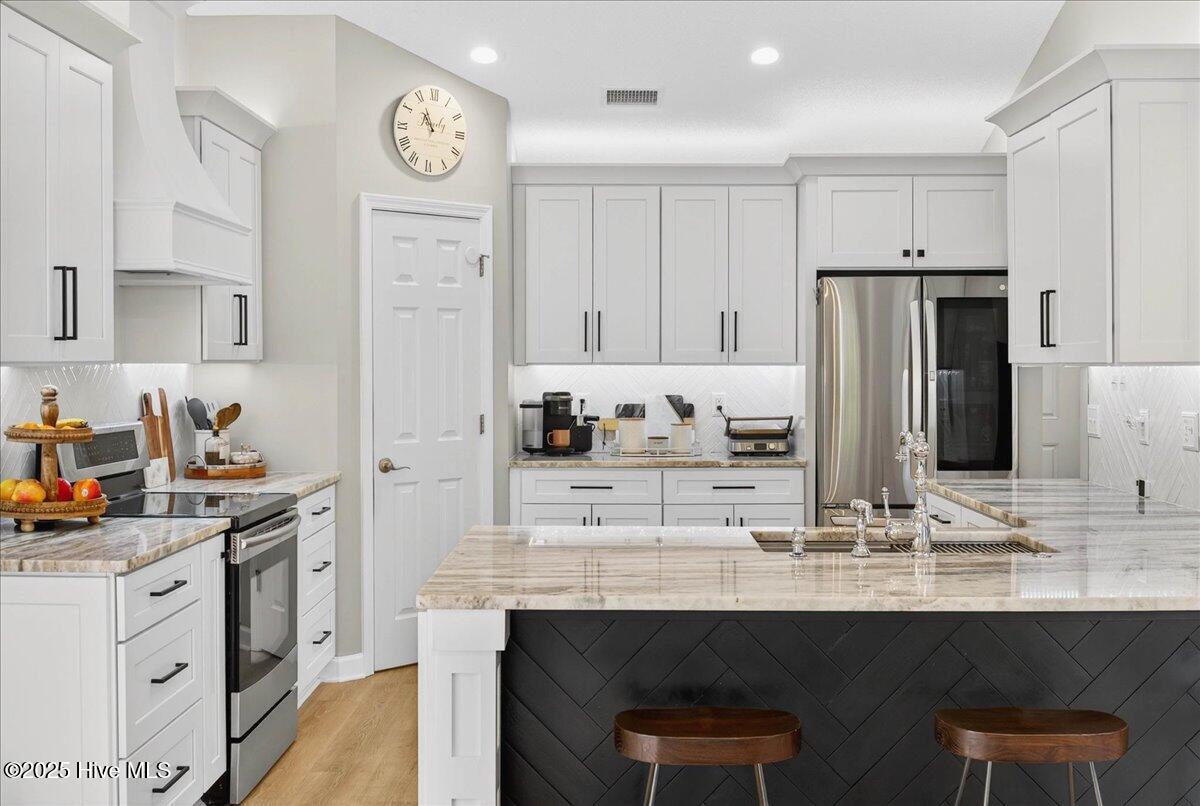 100543008 | Photo 15