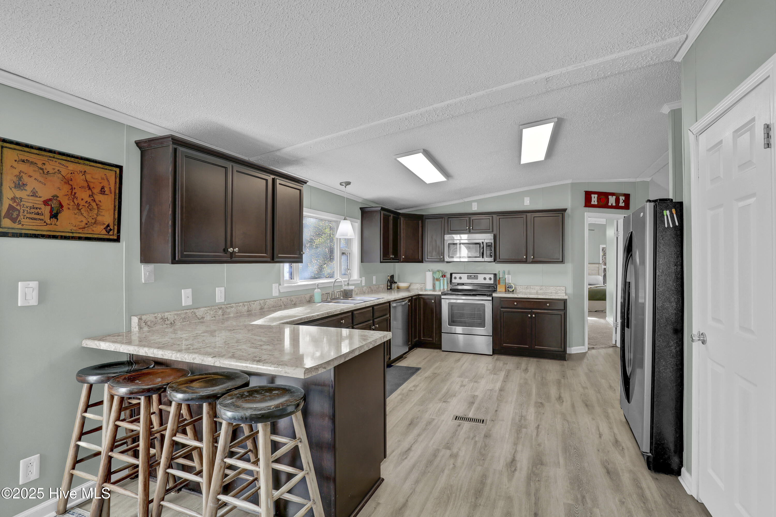 100550693 | Photo 13