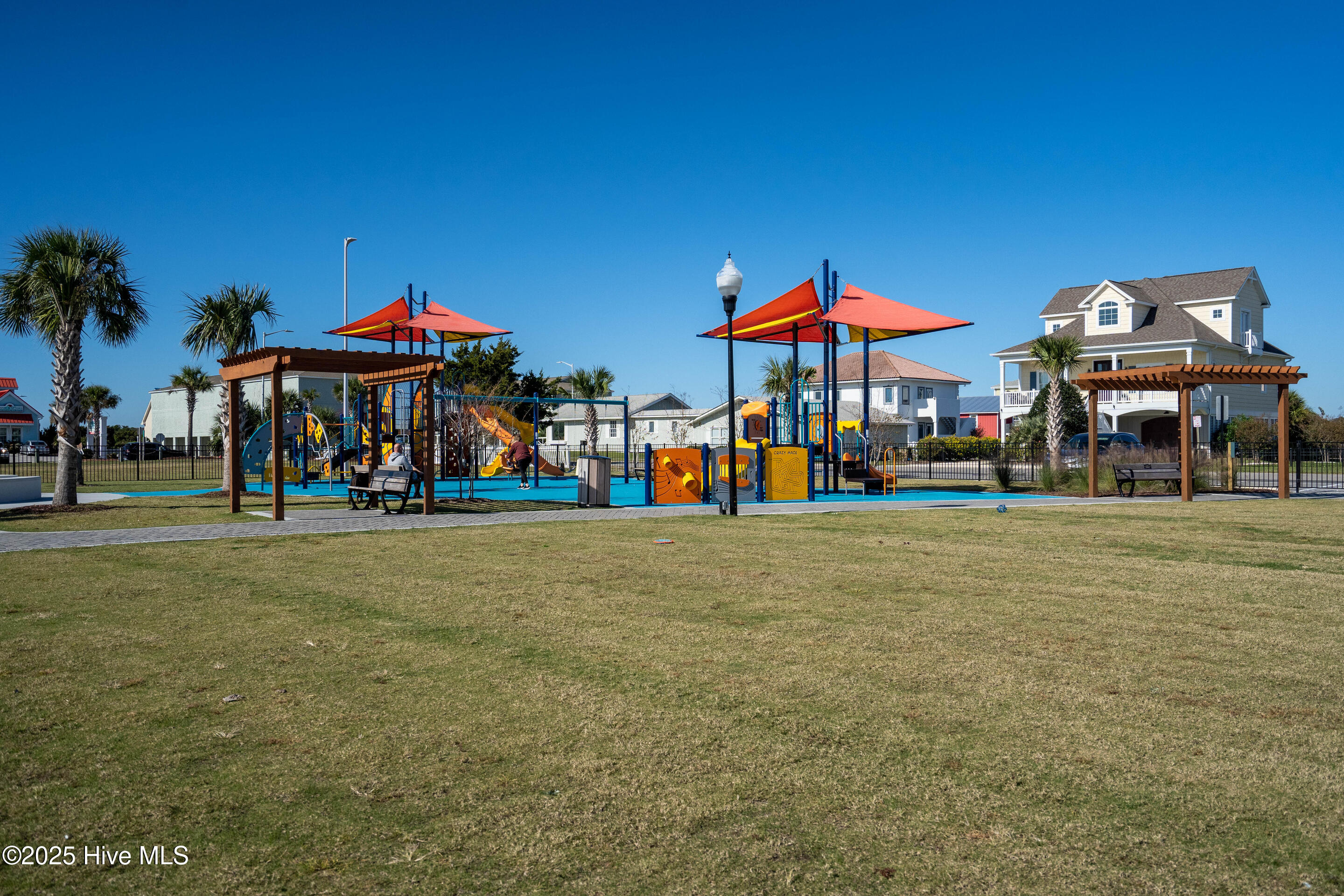 100487162 | Photo 24