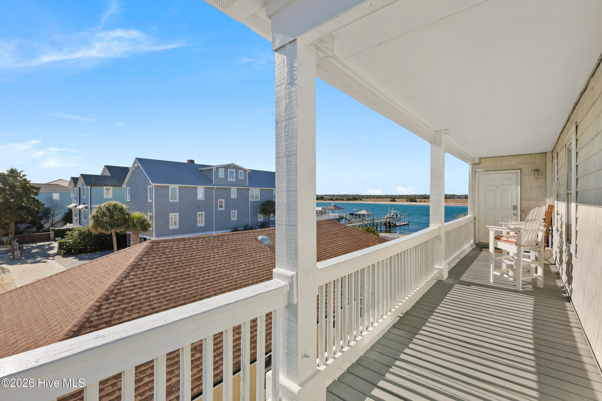 100565486 | Photo 28