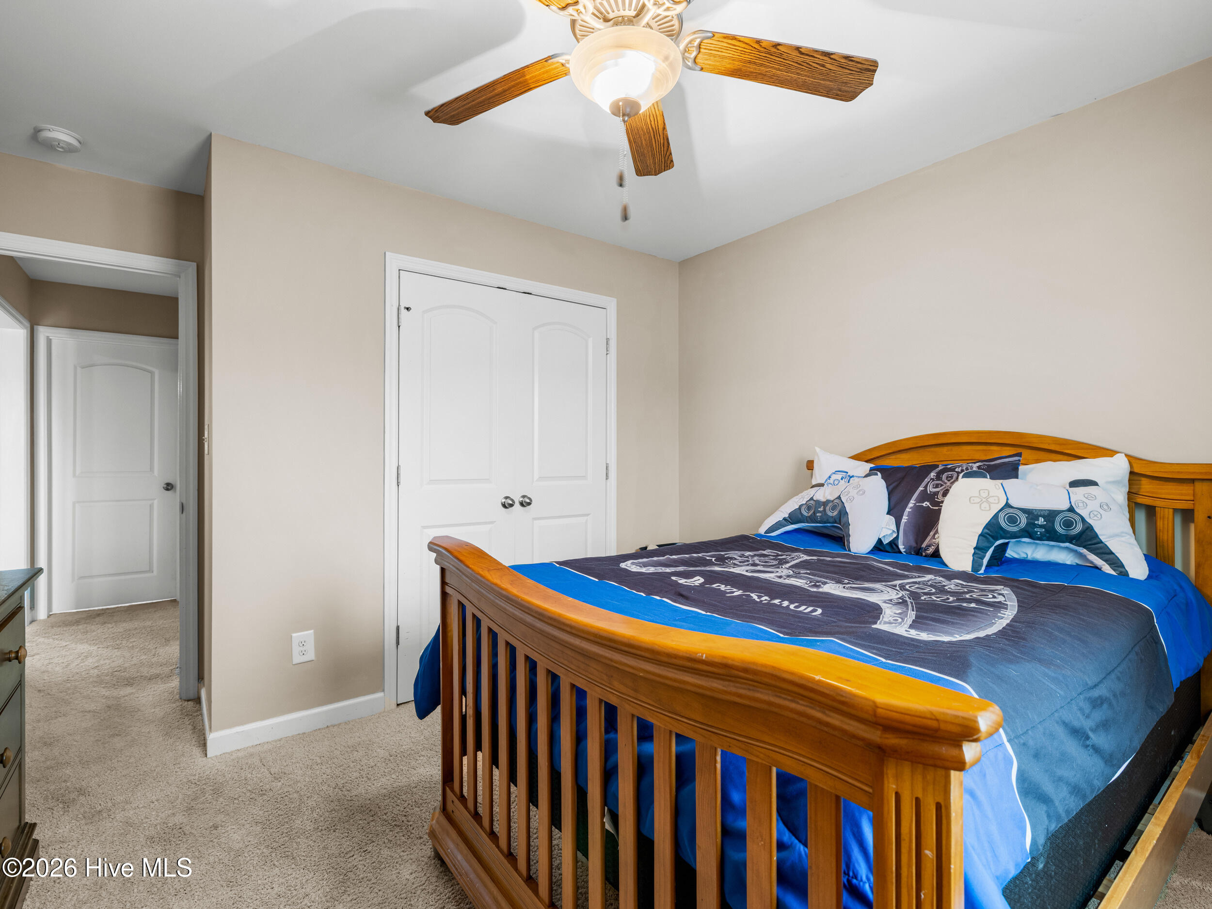 100552260 | Photo 23