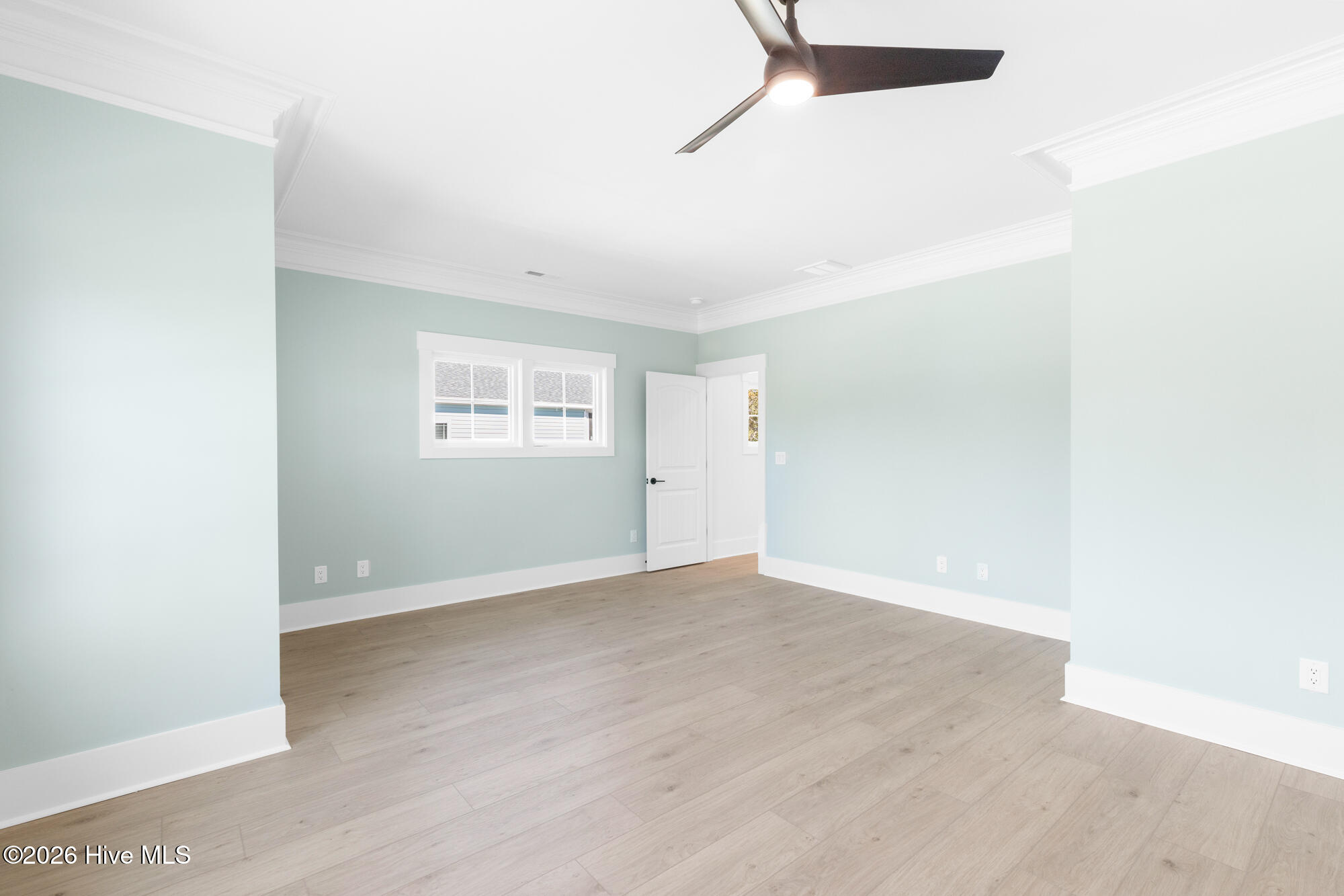 100516675 | Photo 68