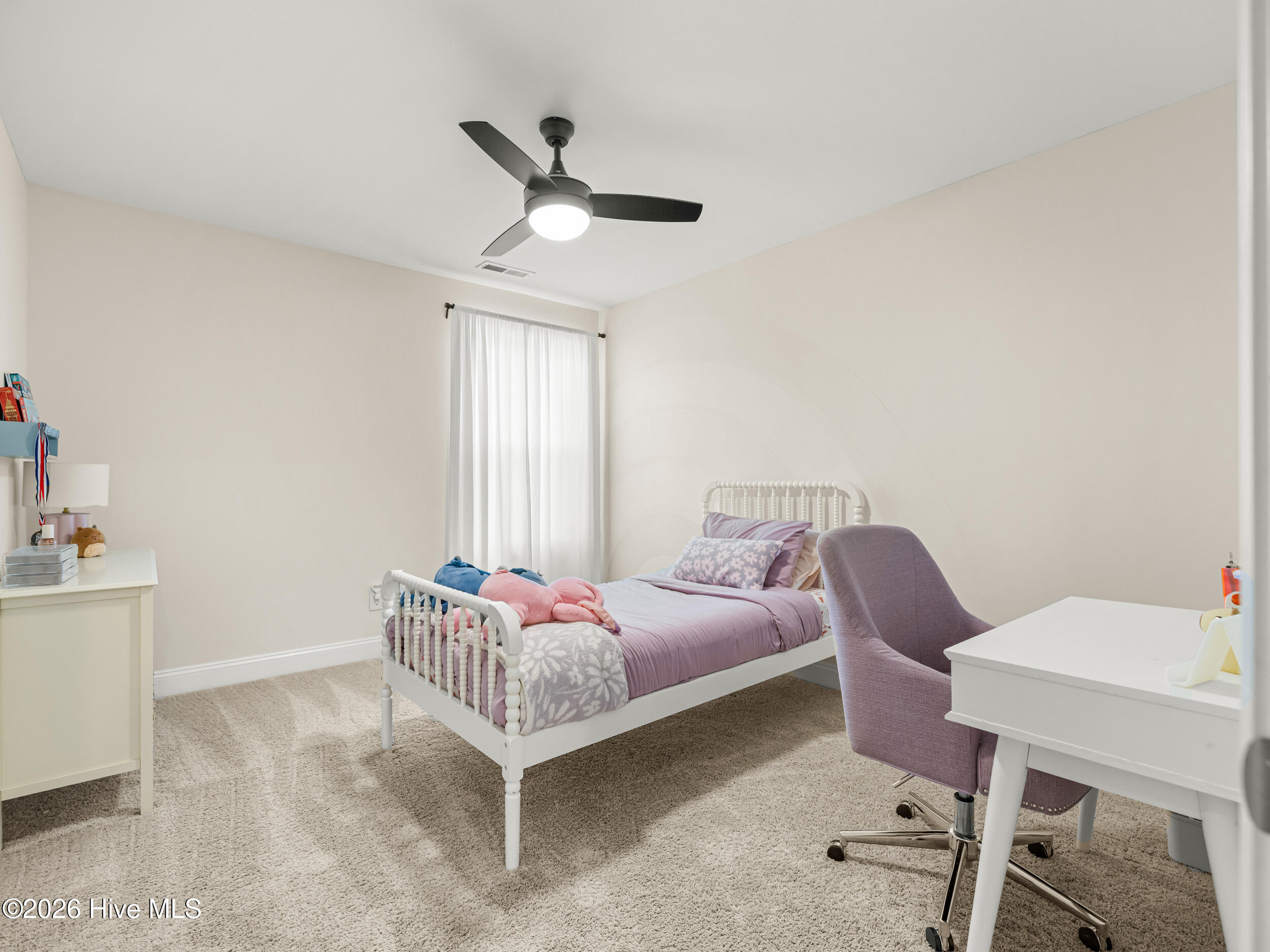 100559684 | Photo 40