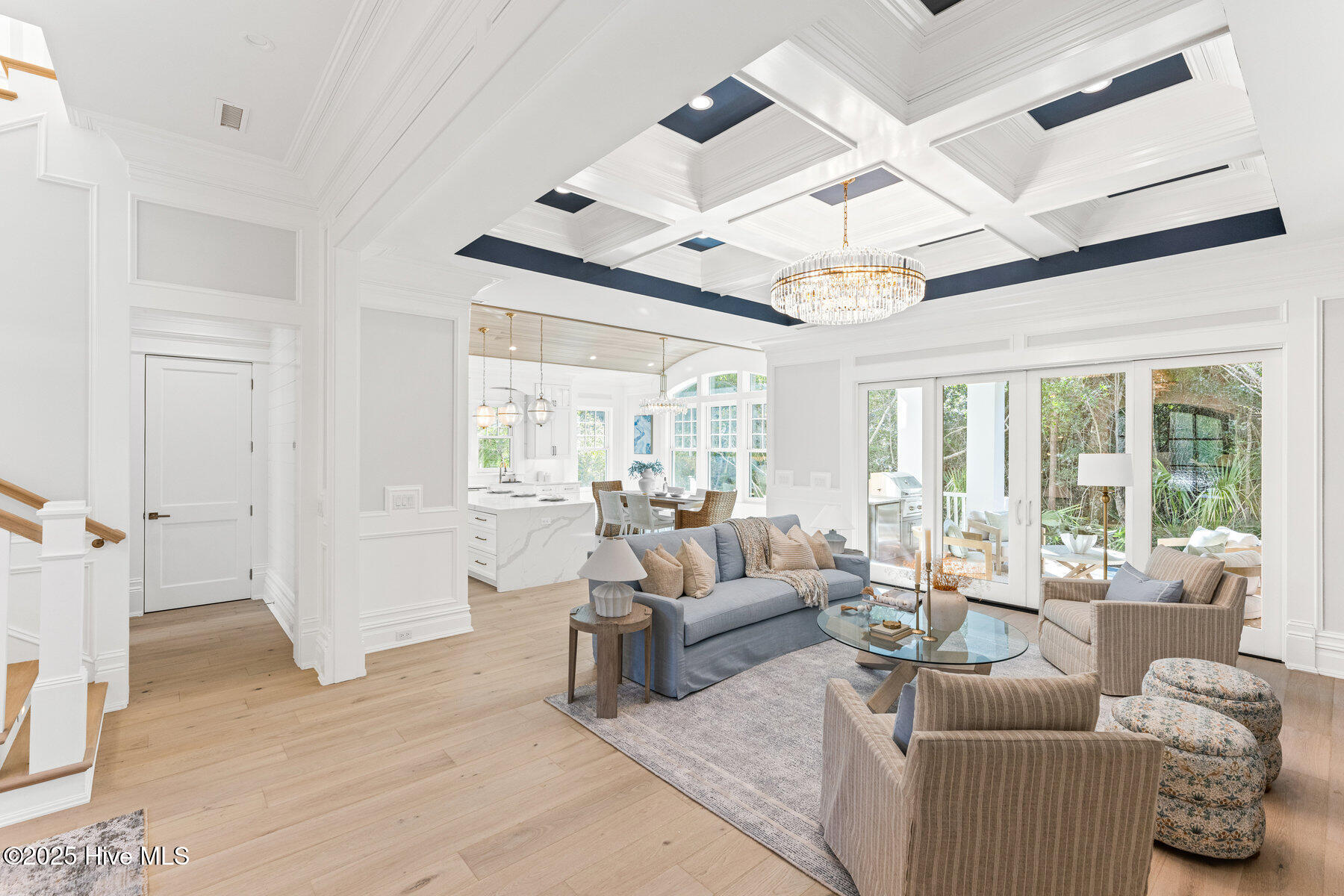 100401243 | Photo 18