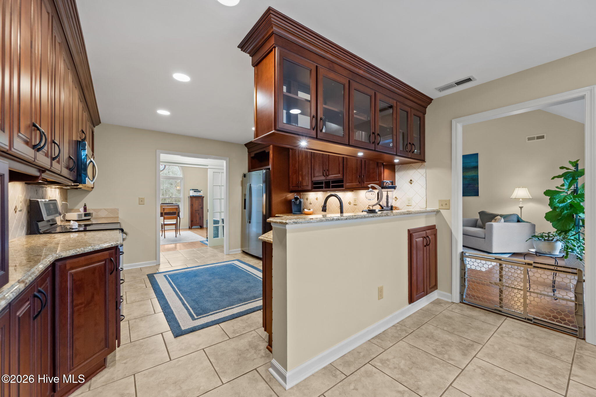 100556770 | Photo 21