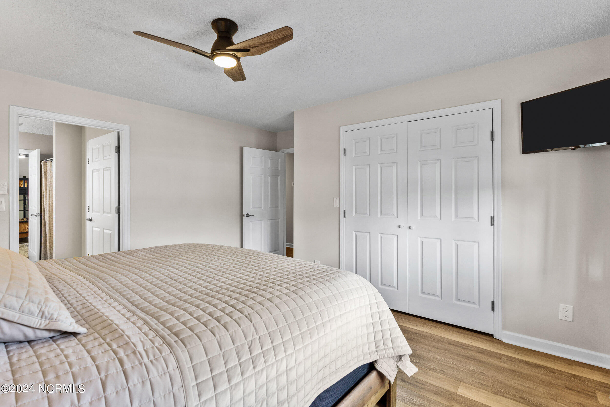 100539951 | Photo 26