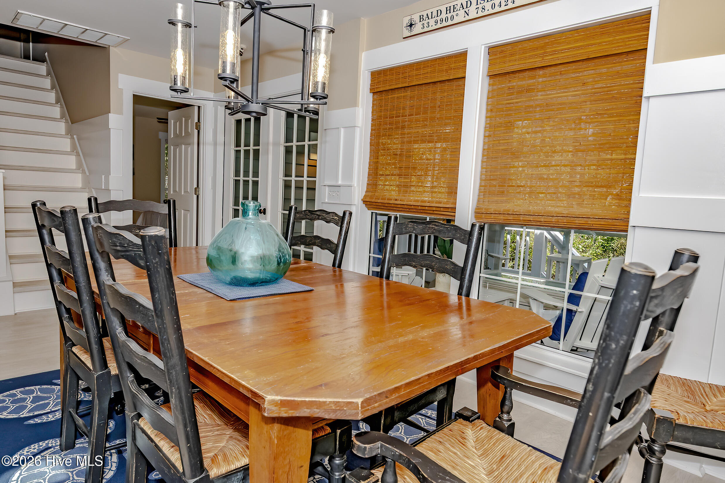 100557285 | Photo 20