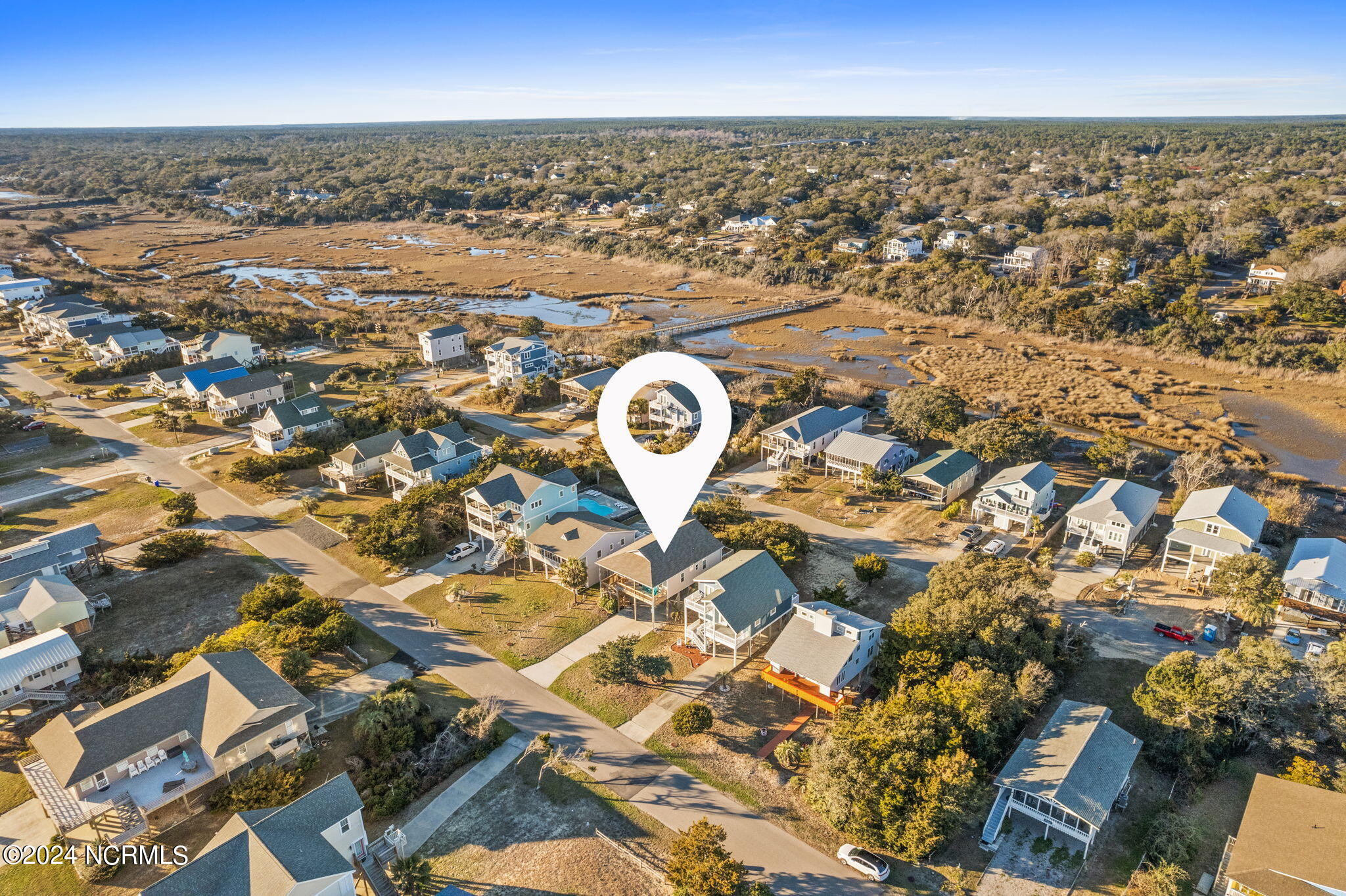 100566939 | Photo 46