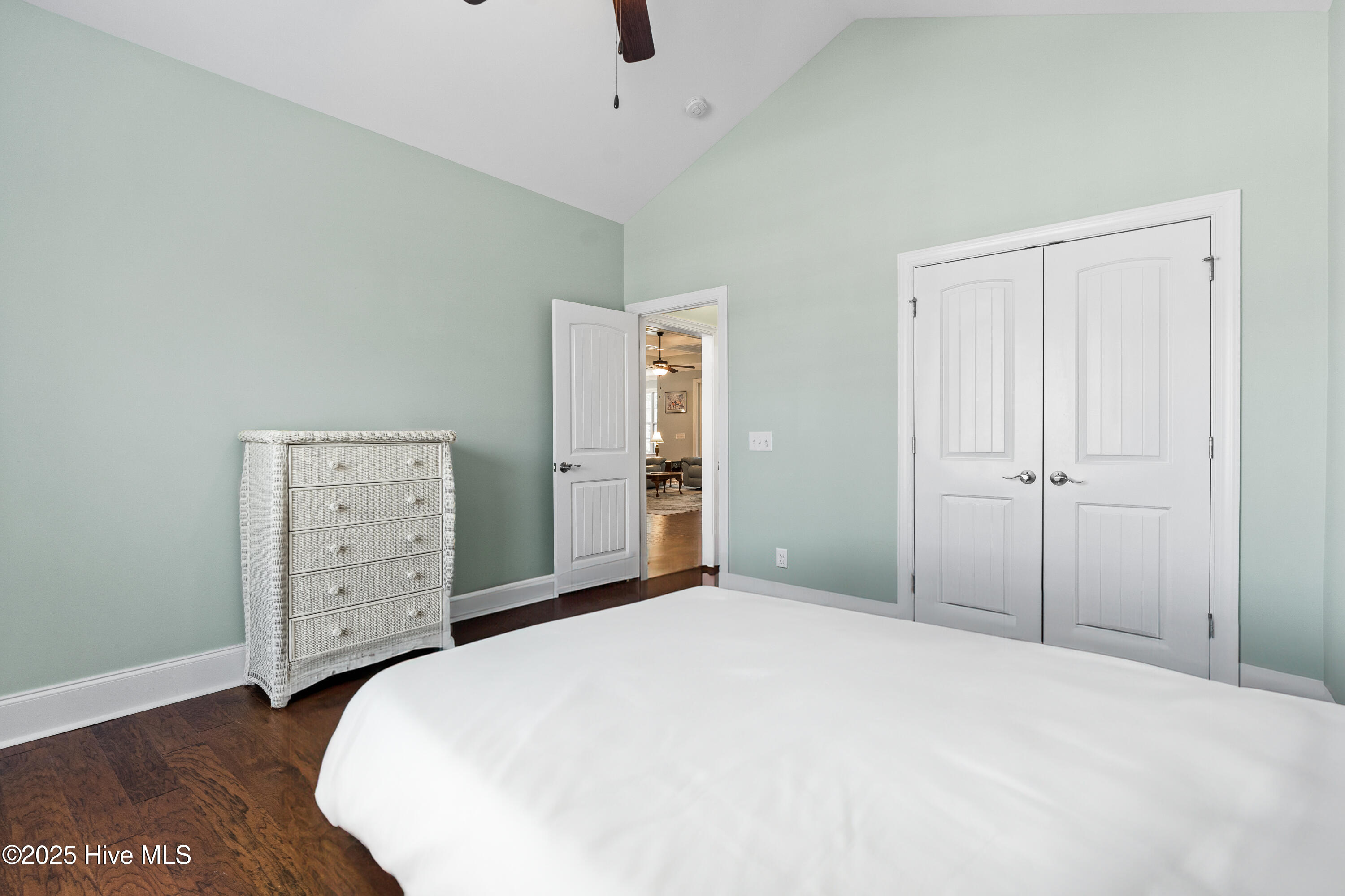 100504300 | Photo 39