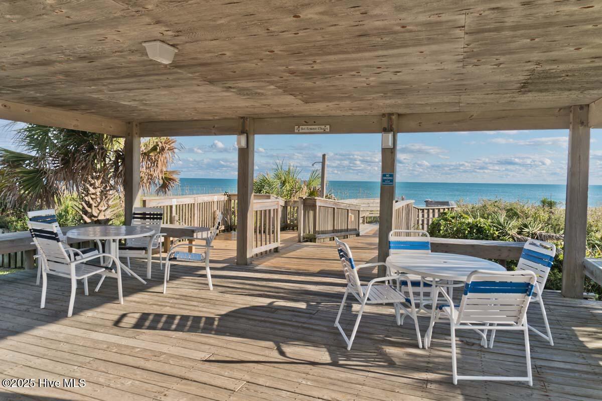 100510810 | Photo 13