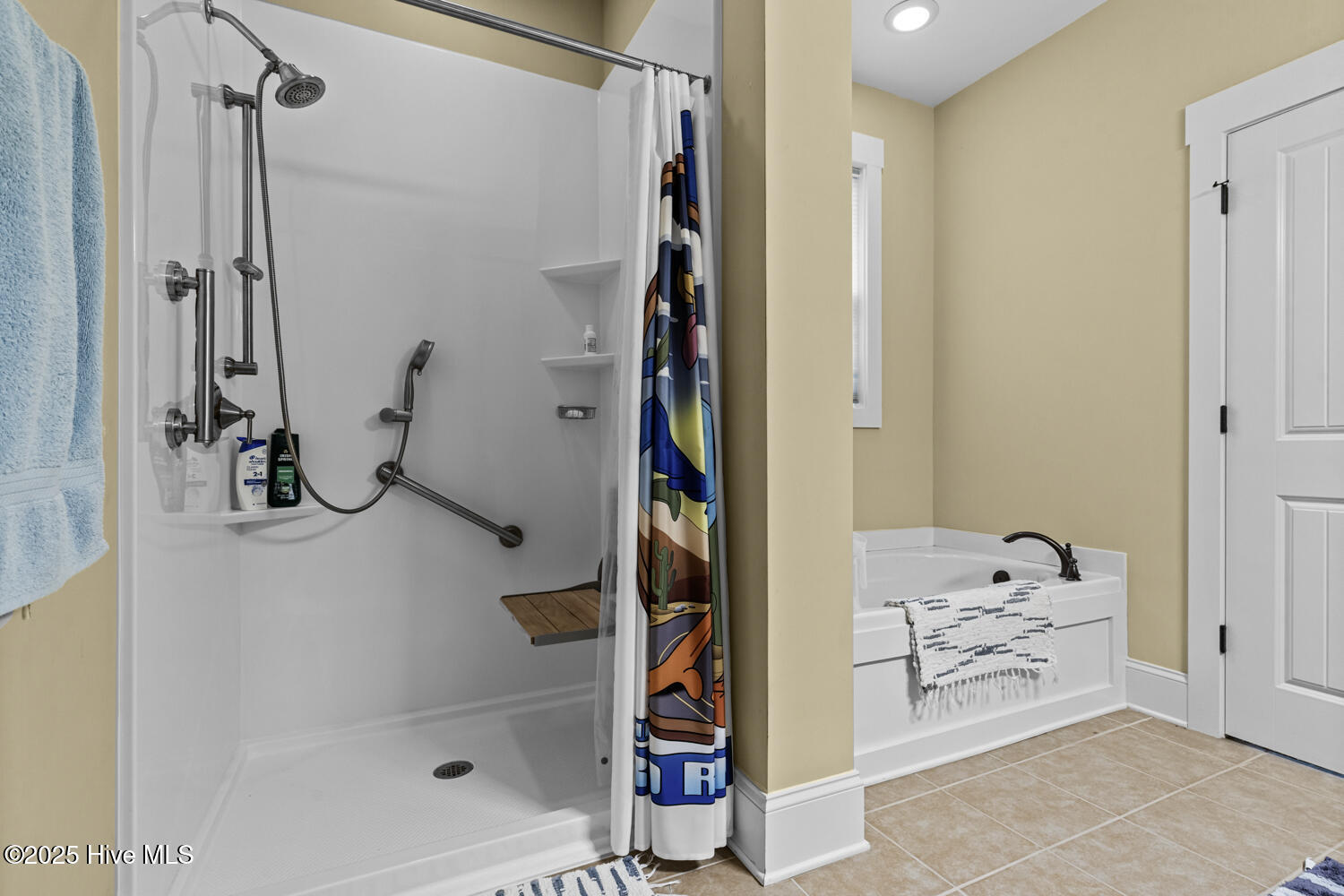 100536692 | Photo 19