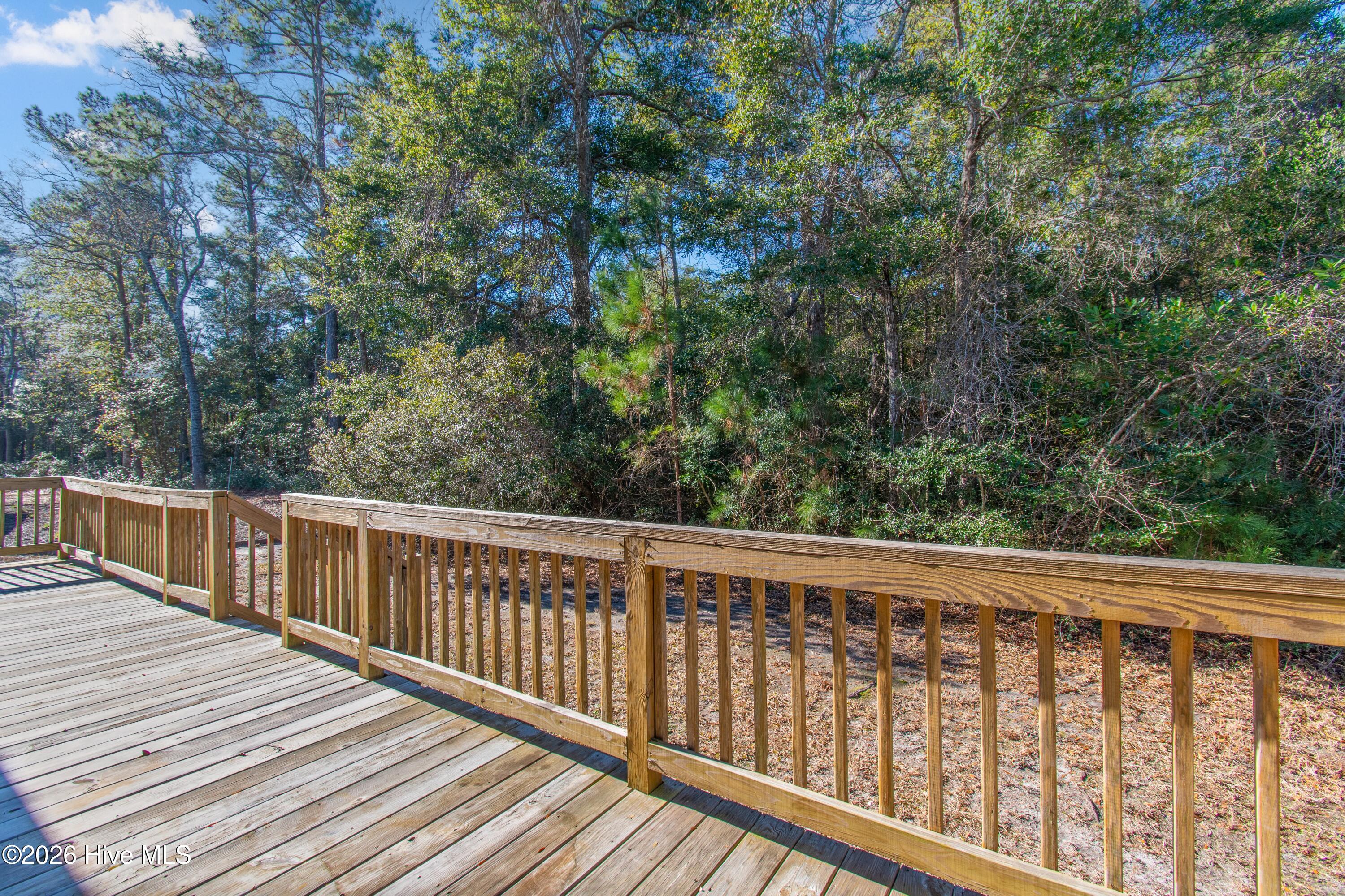 100549174 | Photo 39