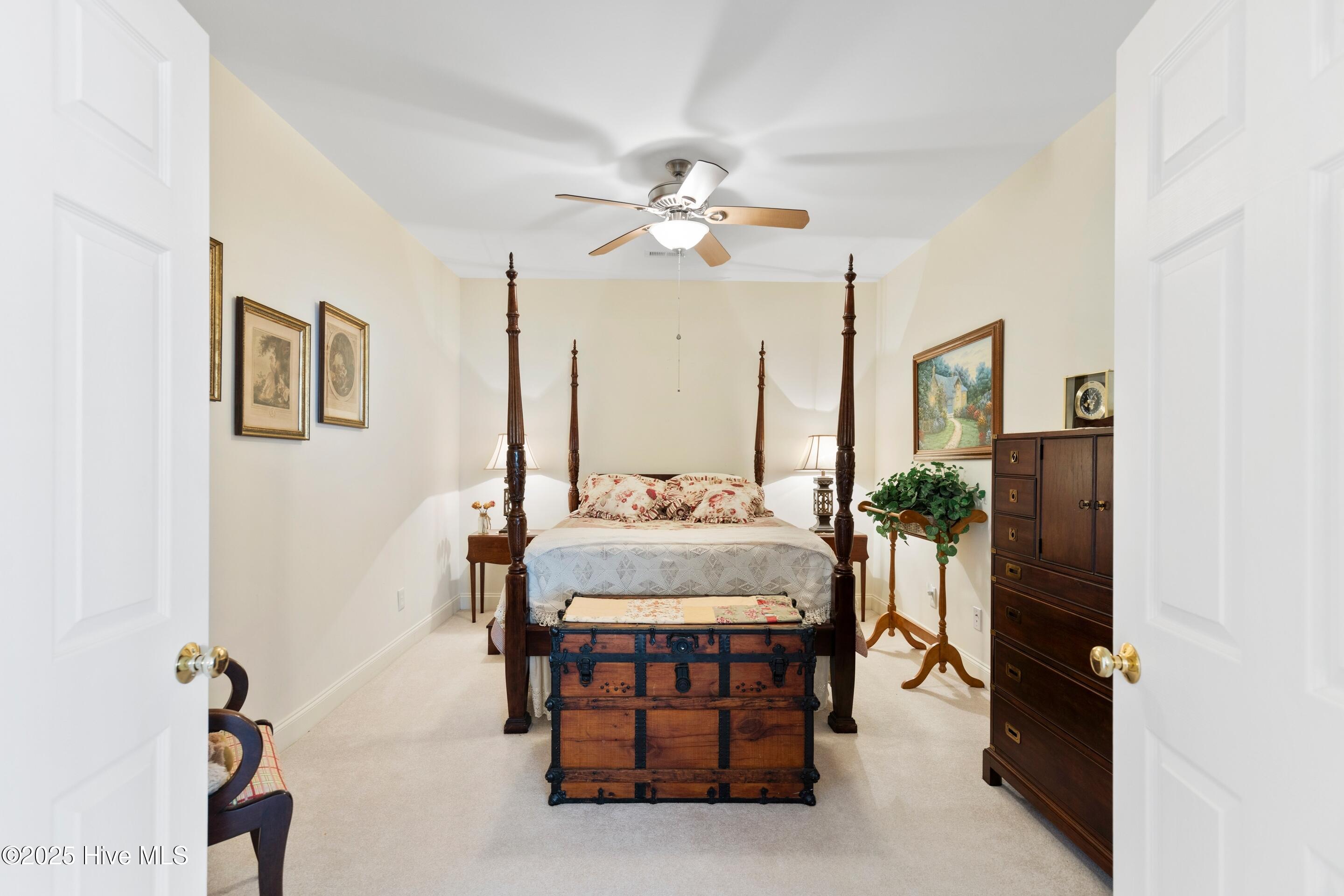 100527165 | Photo 28