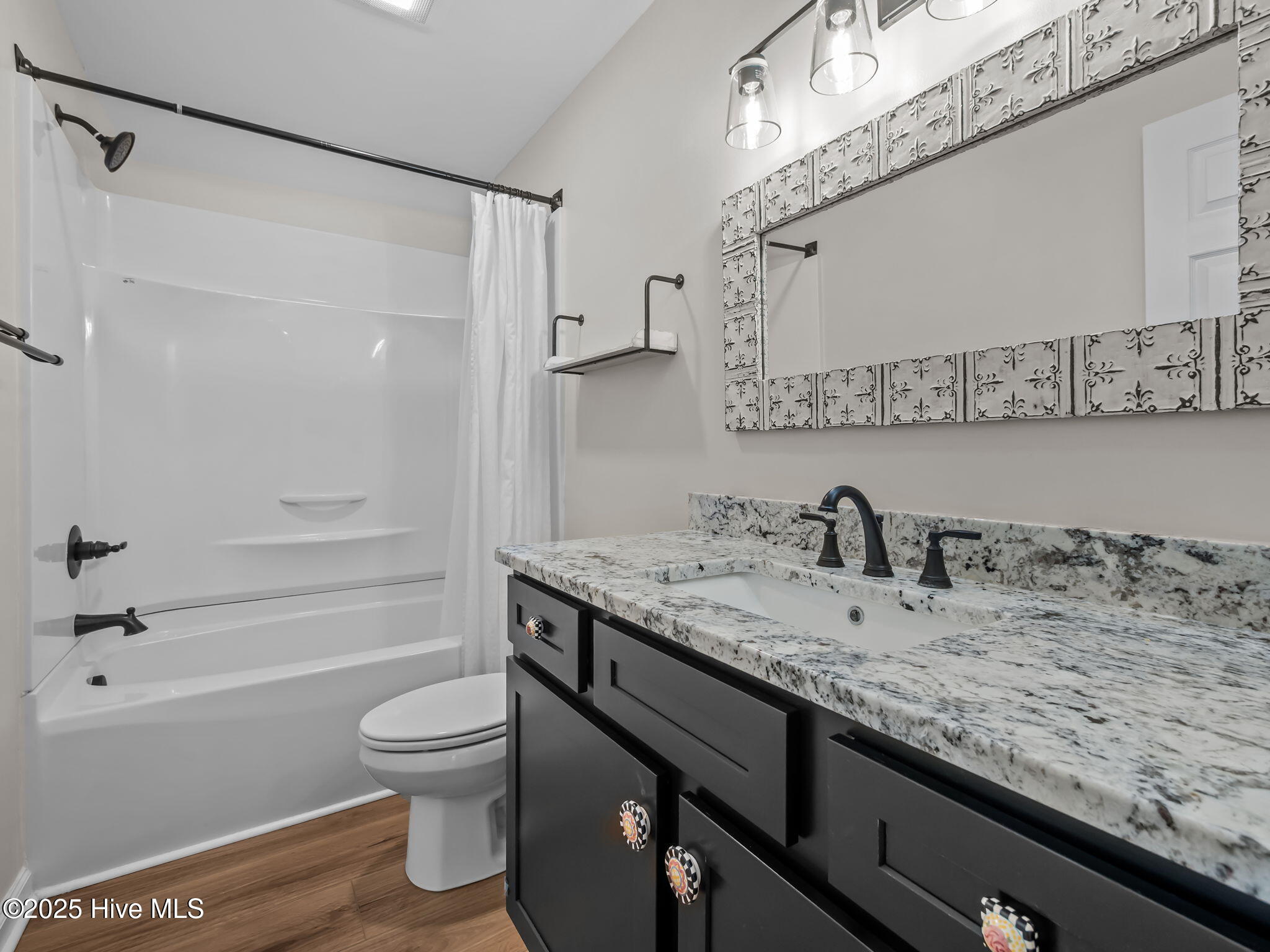 100539513 | Photo 32