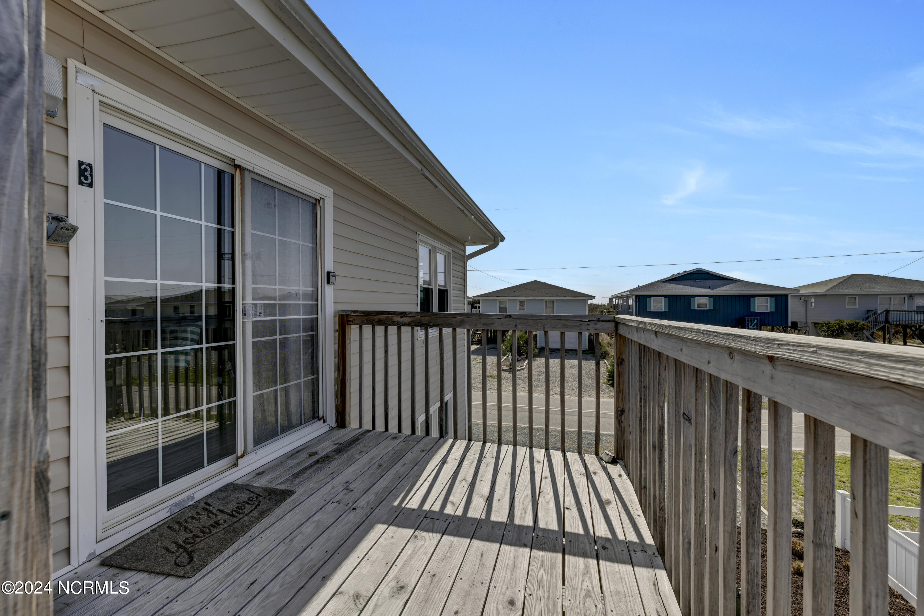 Undisclosed Address, Topsail Beach, NC, 28445