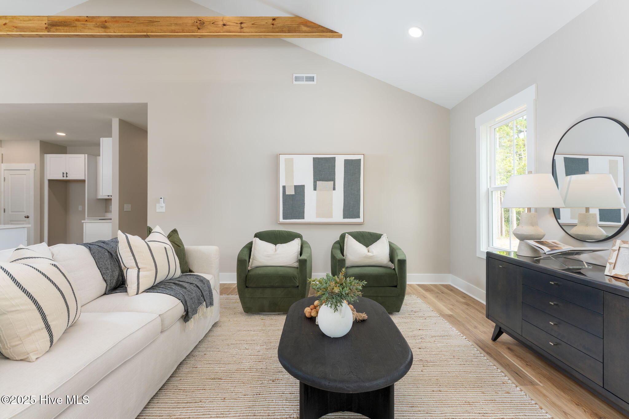 100541520 | Photo 26