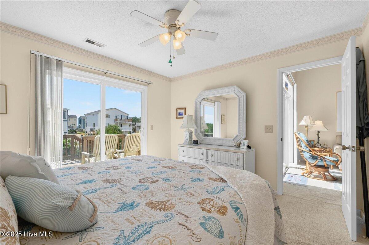 100532820 | Photo 28