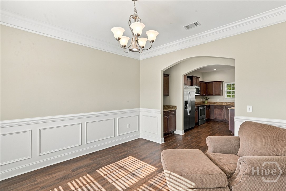 Photo 4 of Single family home for sale at 917 Oak Crst Dr, Hinesville, GA 31313 | MLS# SA367255 | Listing updated on 2026-10-30