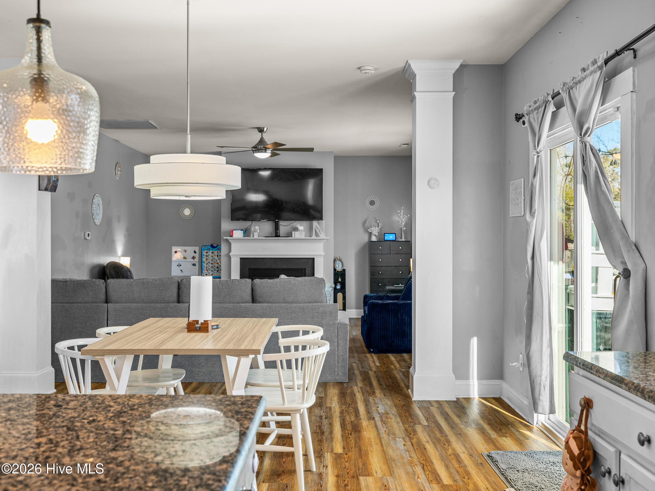 100554217 | Photo 29