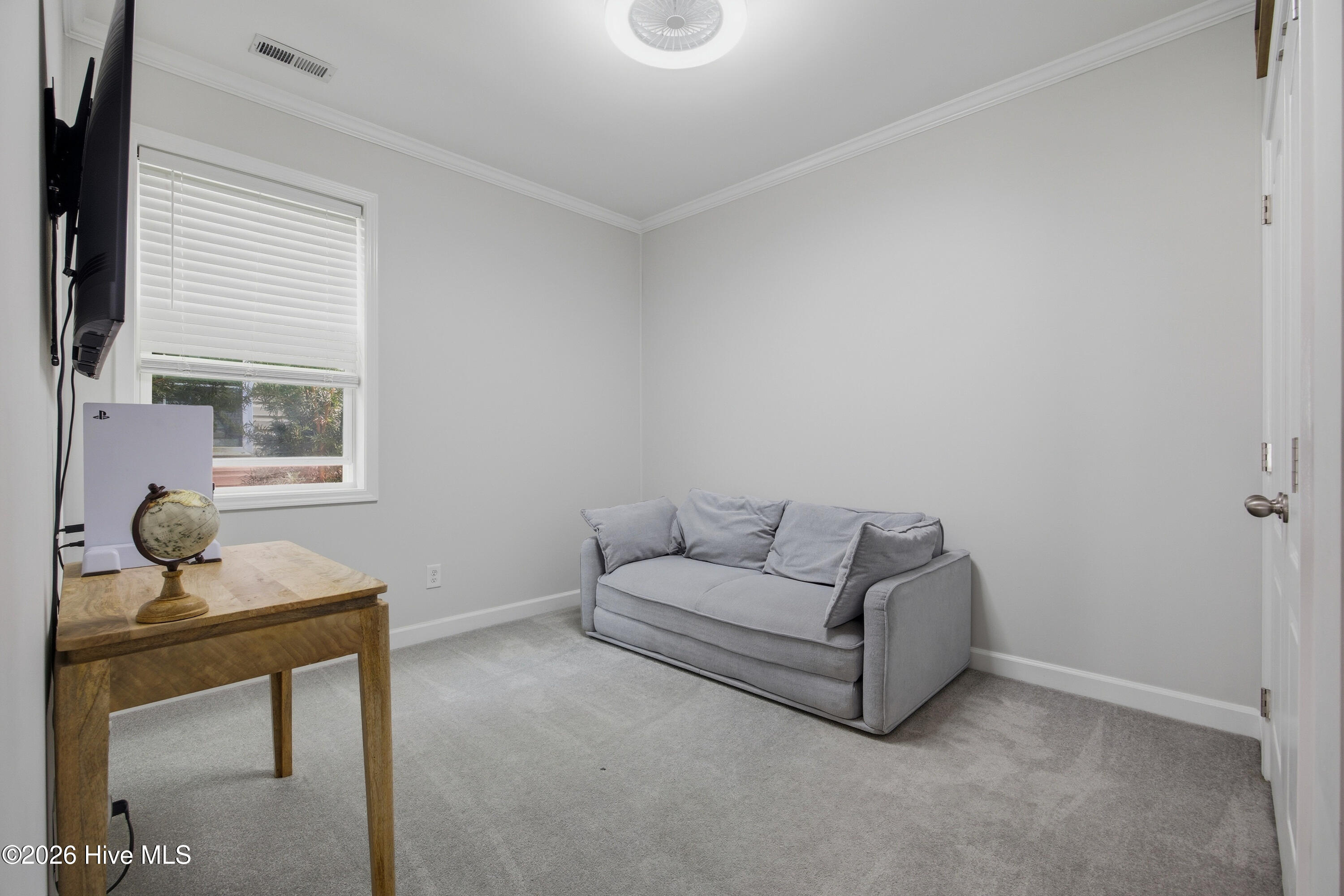 100563122 | Photo 37