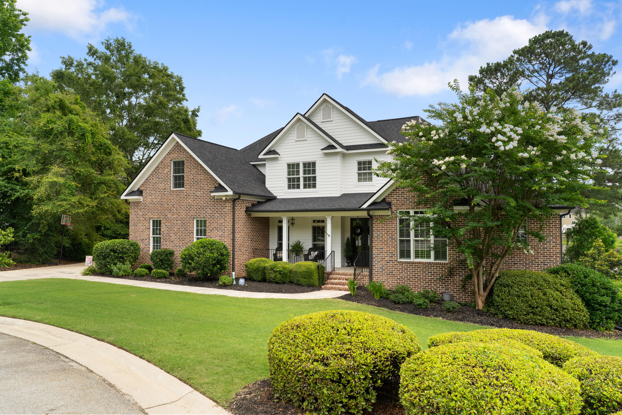 2025-06-05-460_armstrong_way-em02