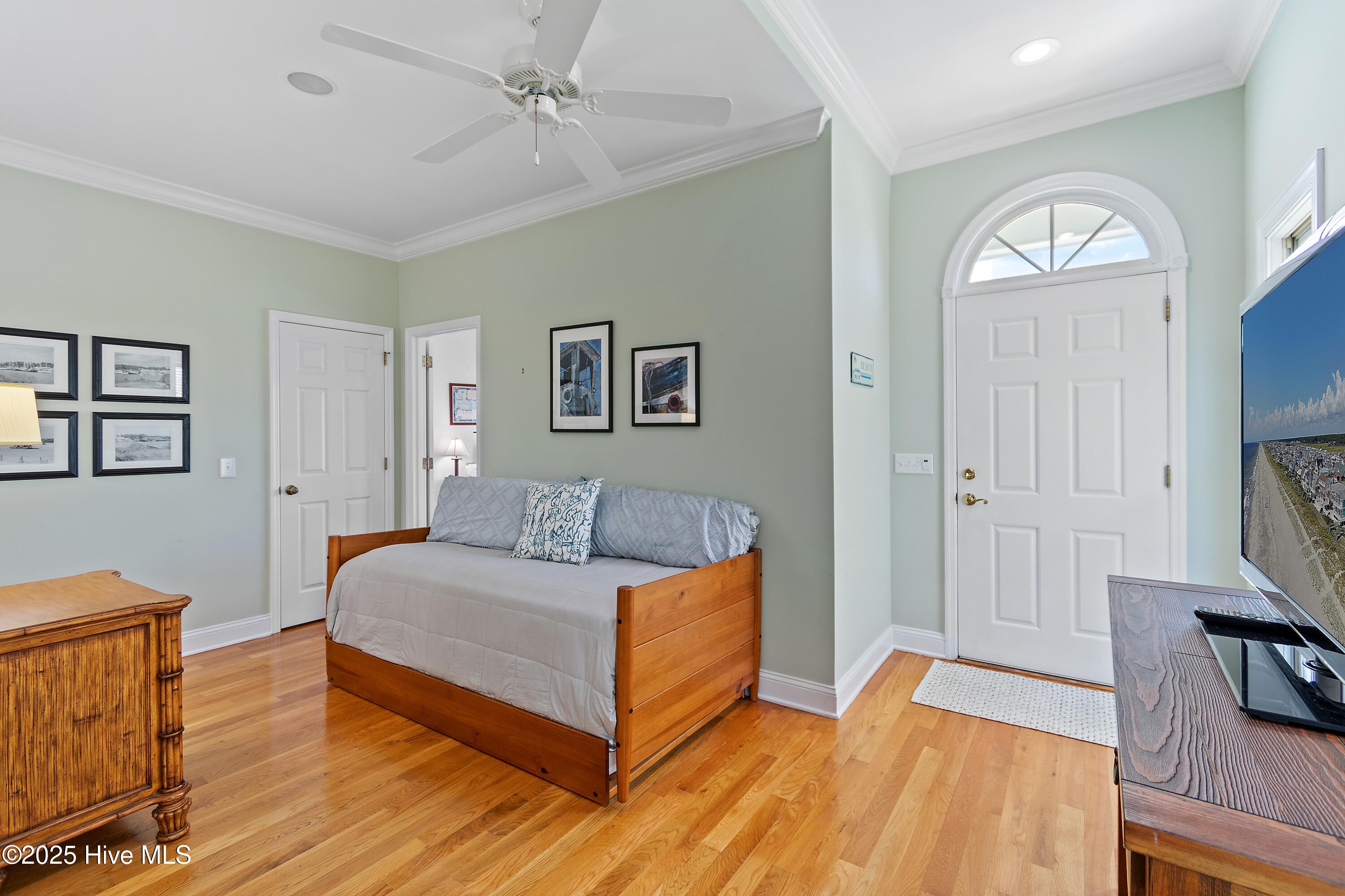 100552755 | Photo 31