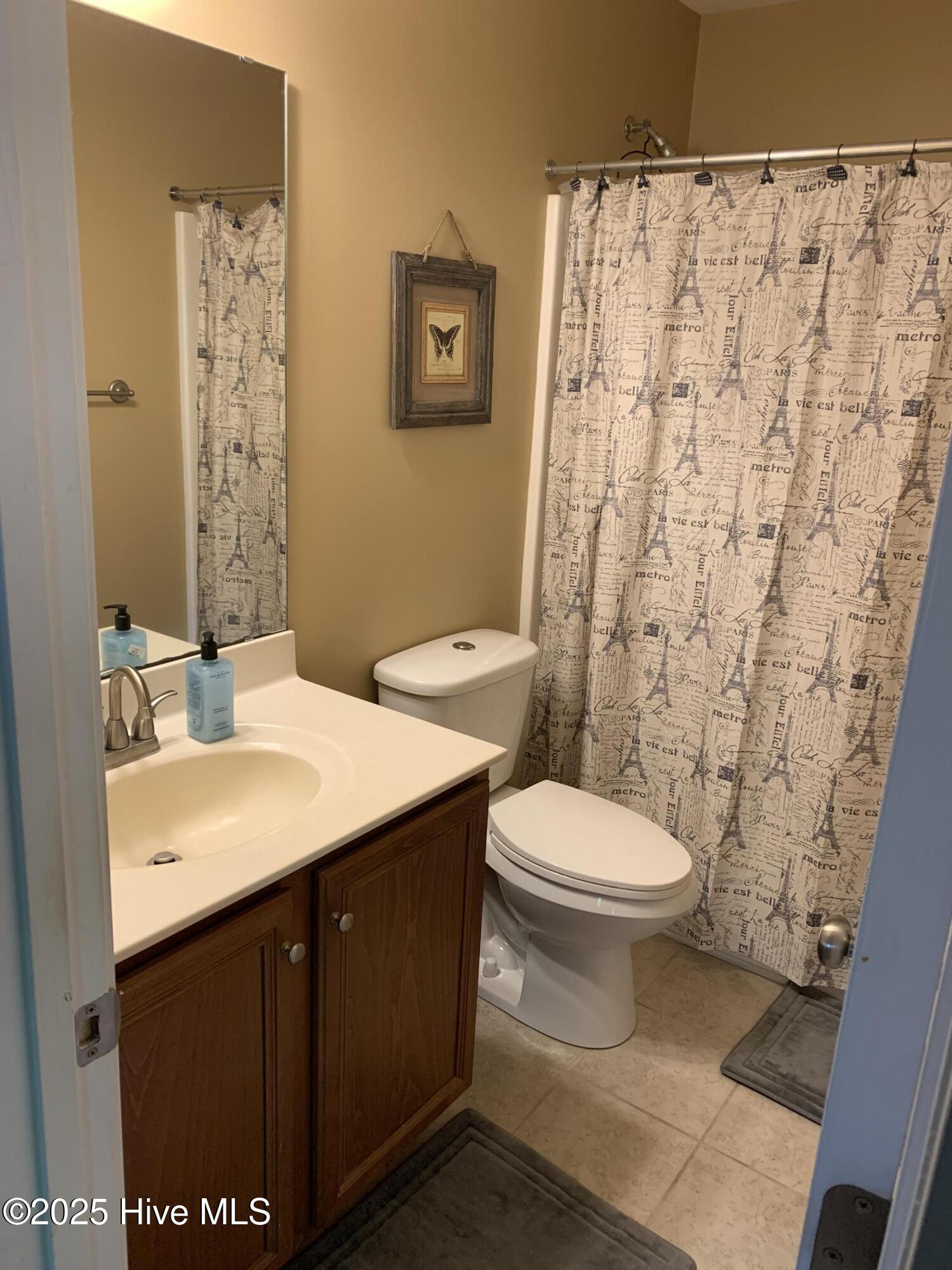 100535861 | Photo 10