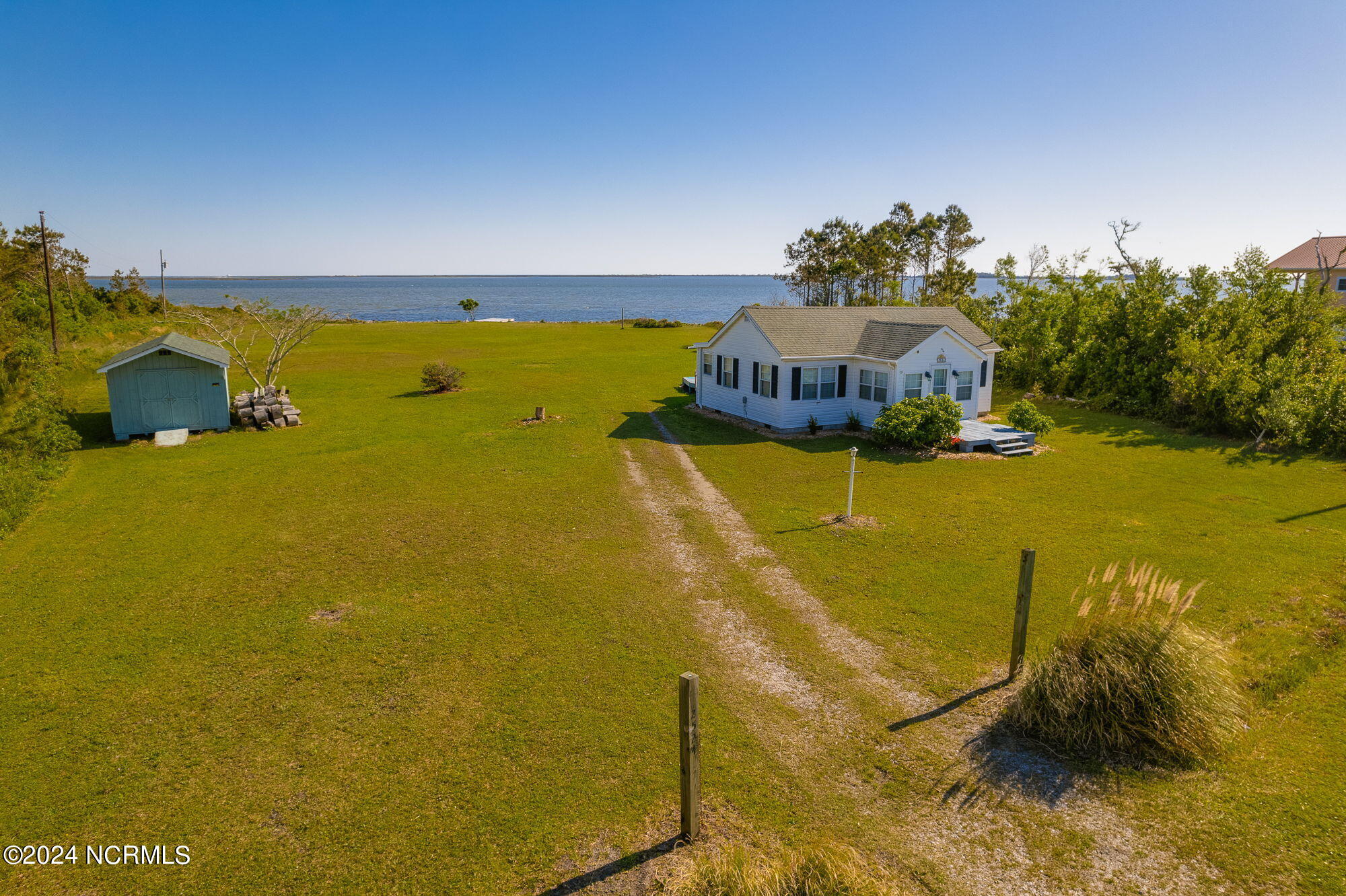 2524 Cedar Island Road,Cedar Island