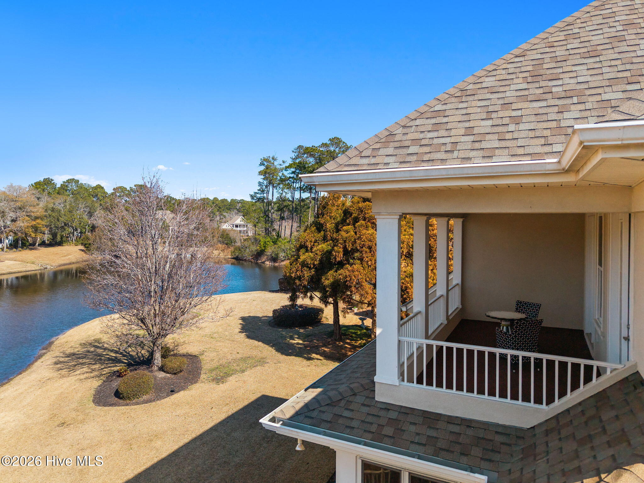 100559683 | Photo 56