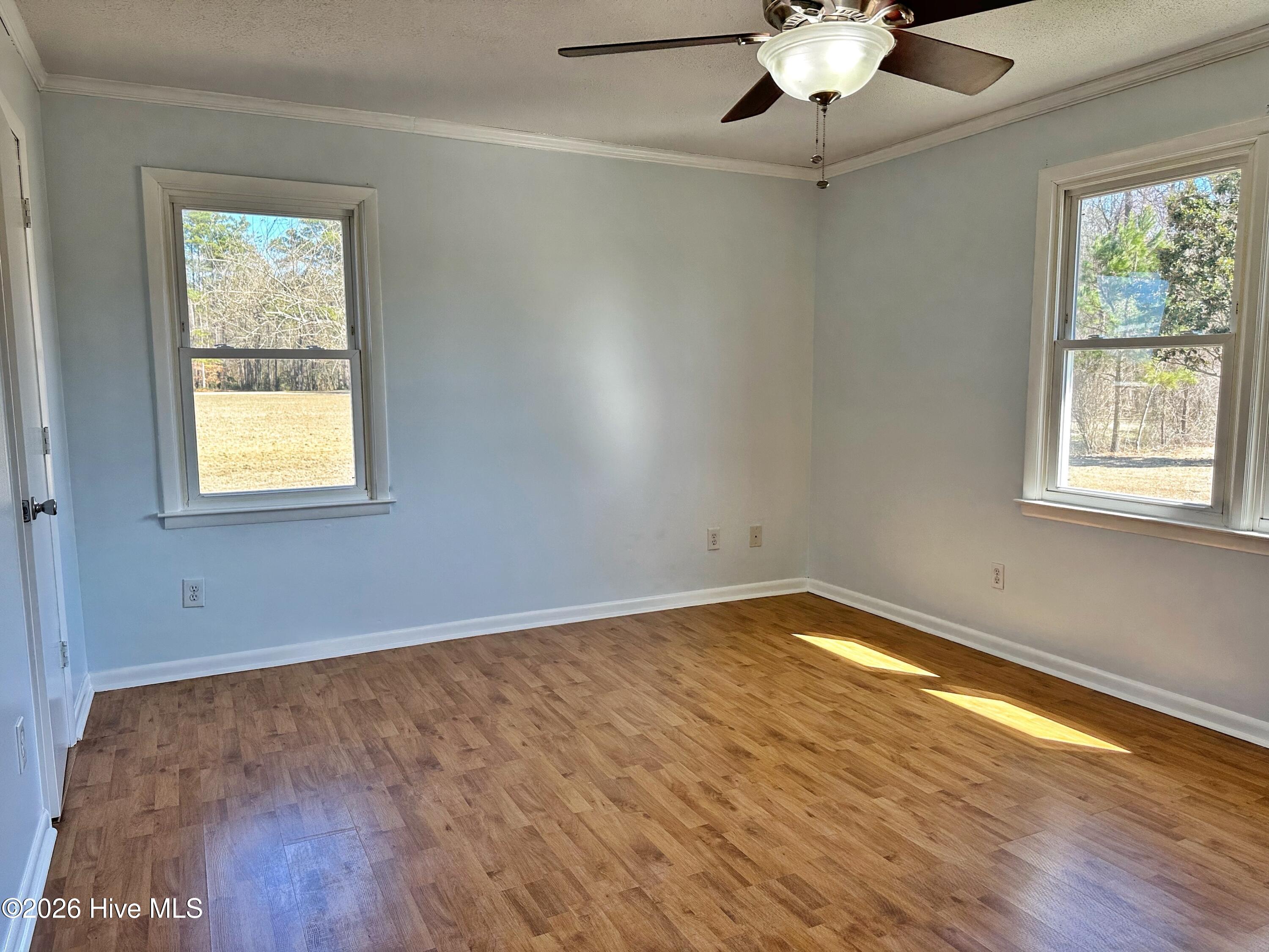 100556909 | Photo 14