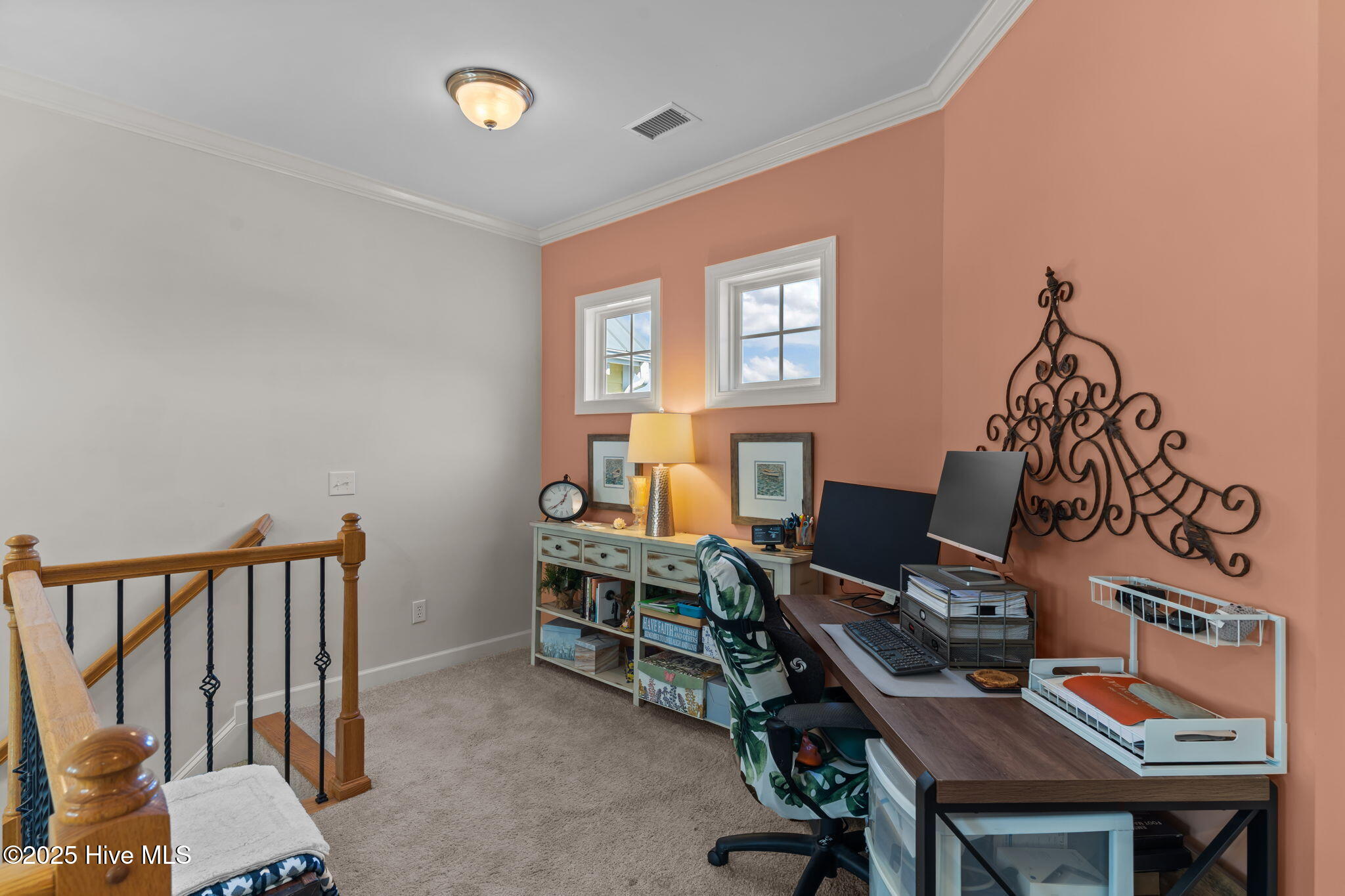 100540381 | Photo 23