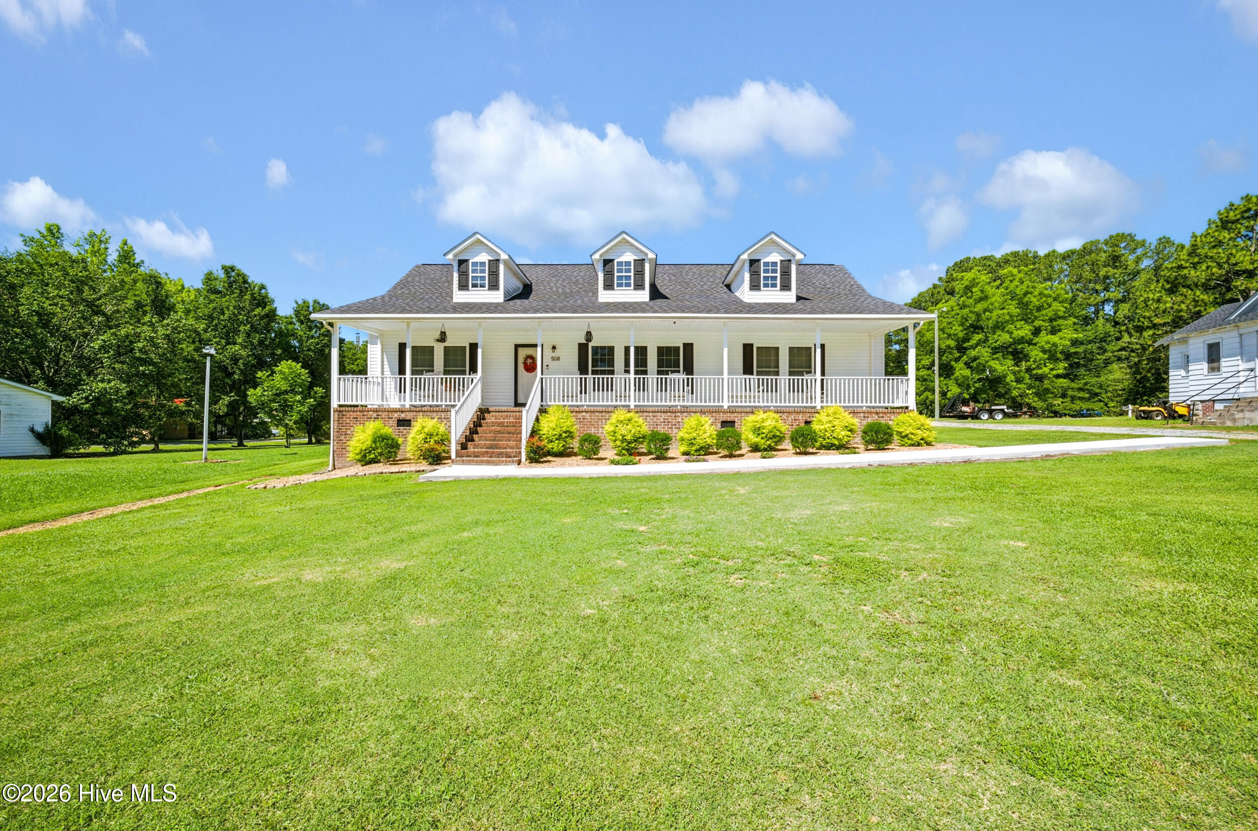 Featured listings Featured listings