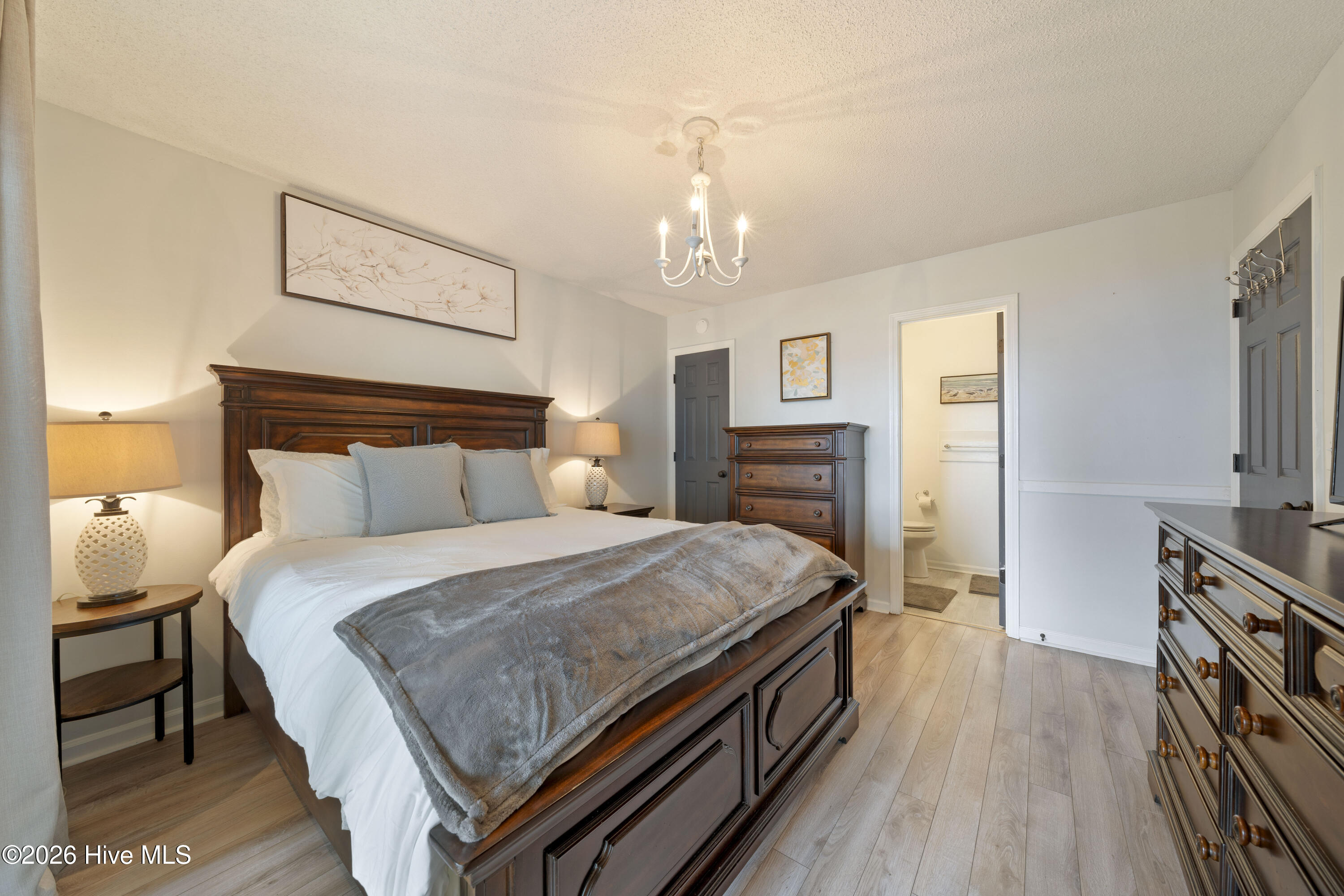 100555200 | Photo 20