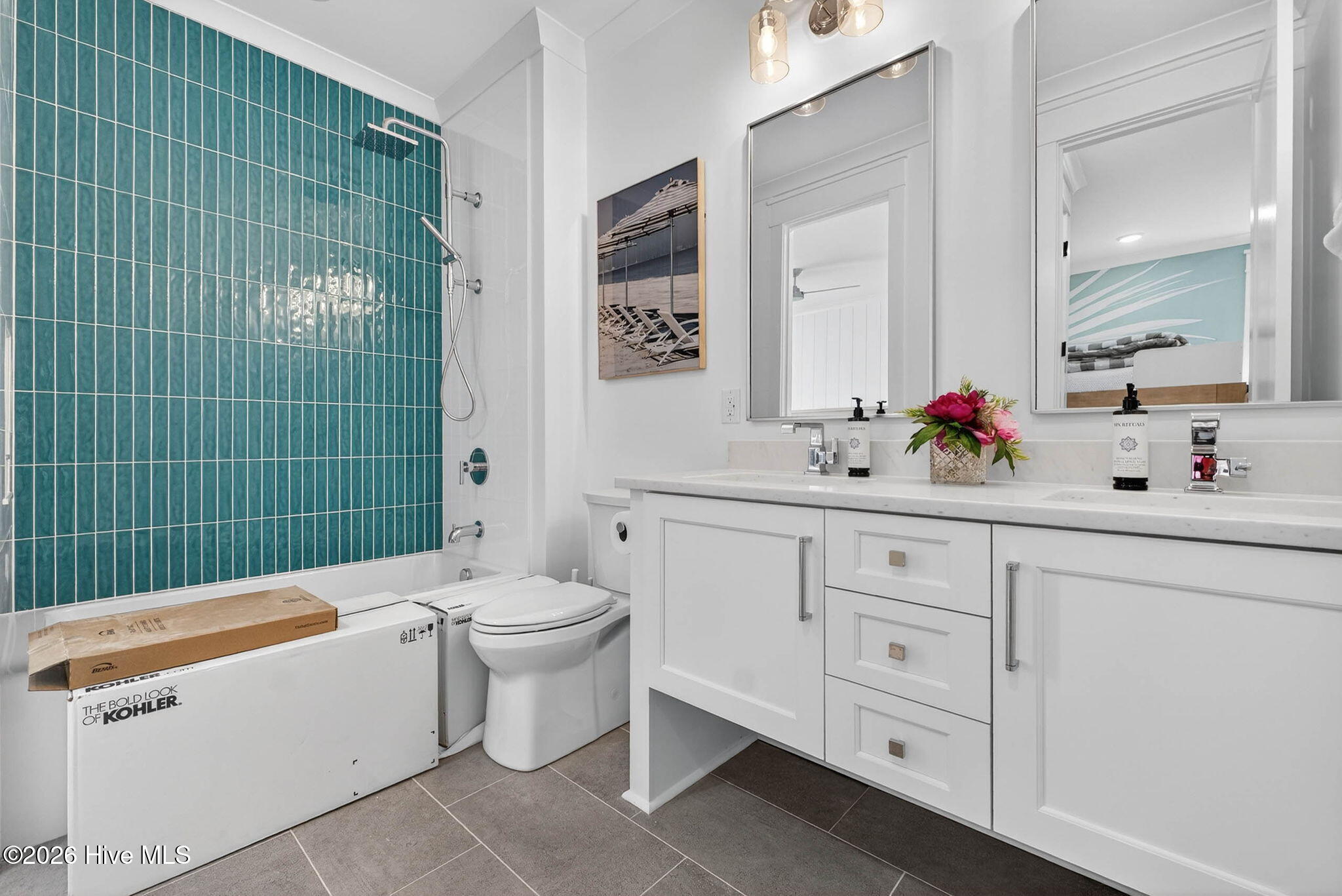 100543300 | Photo 37