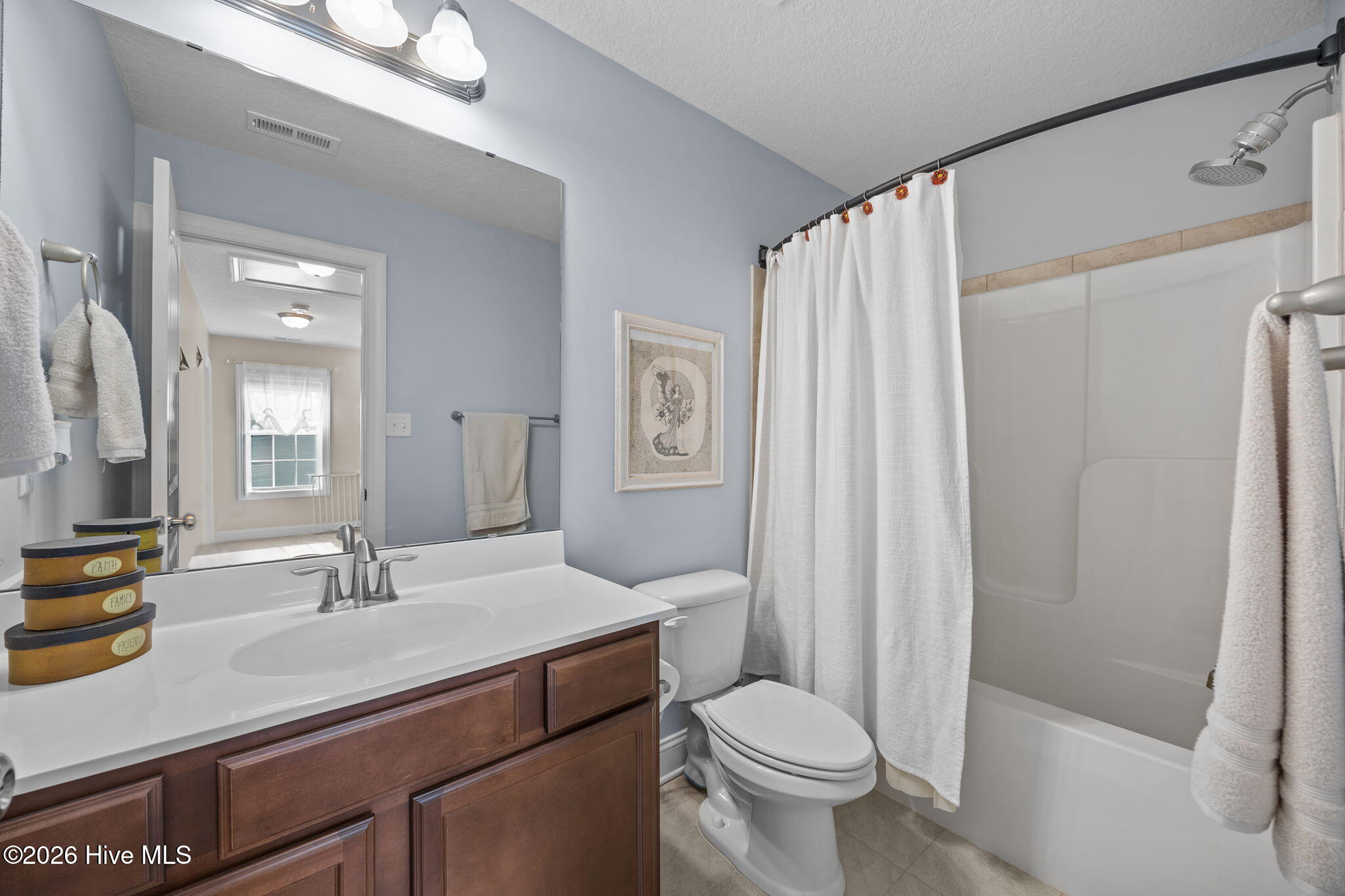 100551415 | Photo 28