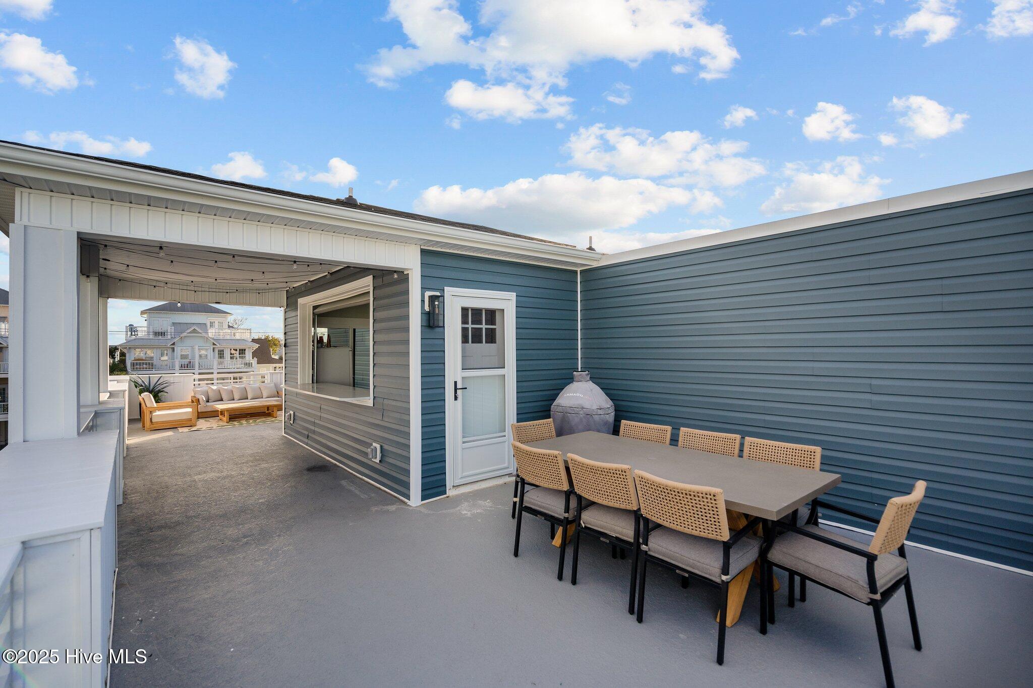 100537870 | Photo 62