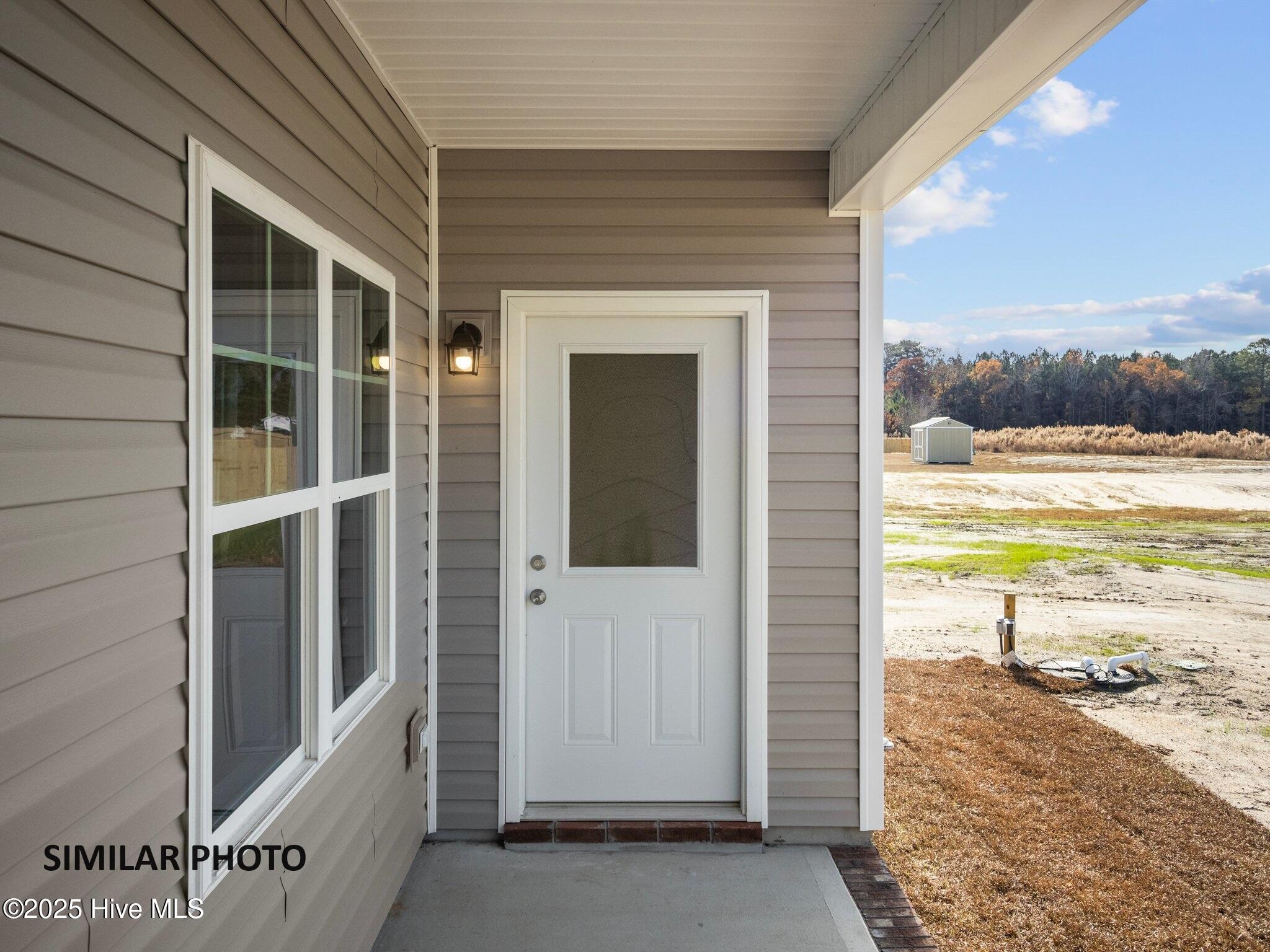 100548702 | Photo 30