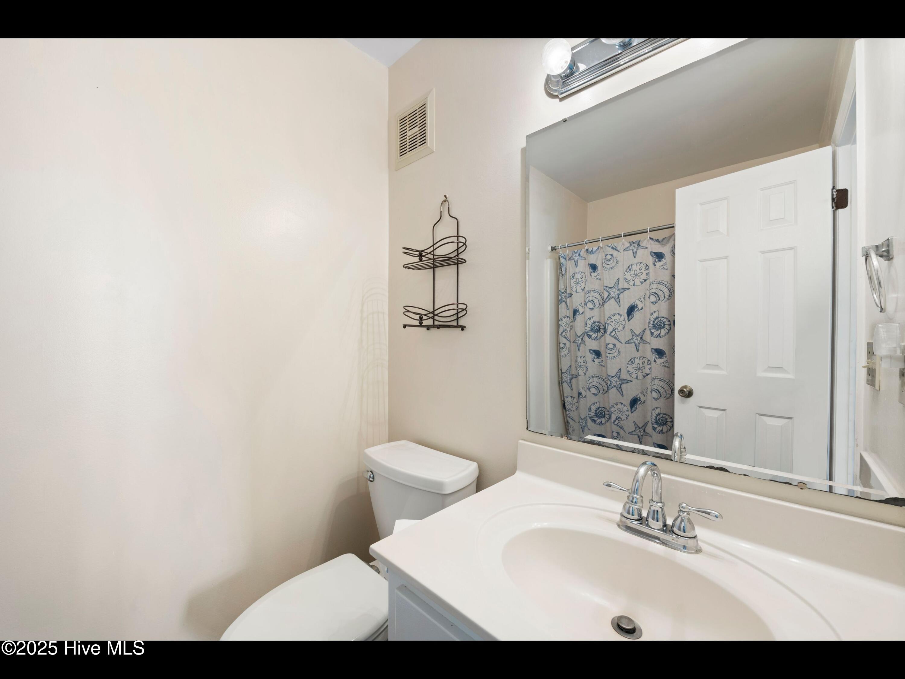 1013 Carolina Beach Avenue N 1f, Carolina Beach, NC 28428 – photo 10: mls-CAT_8880