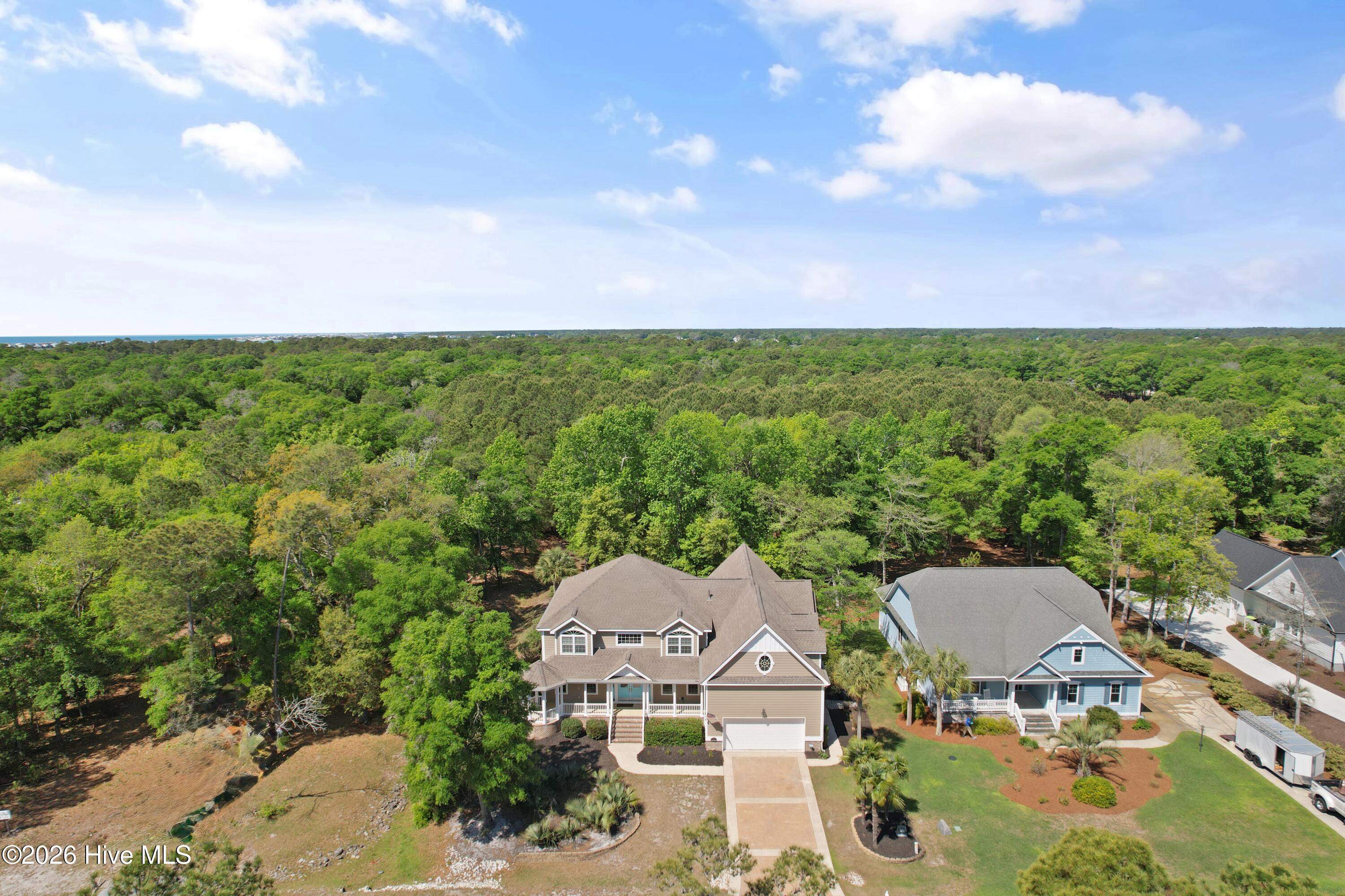 100568662 | Photo 58