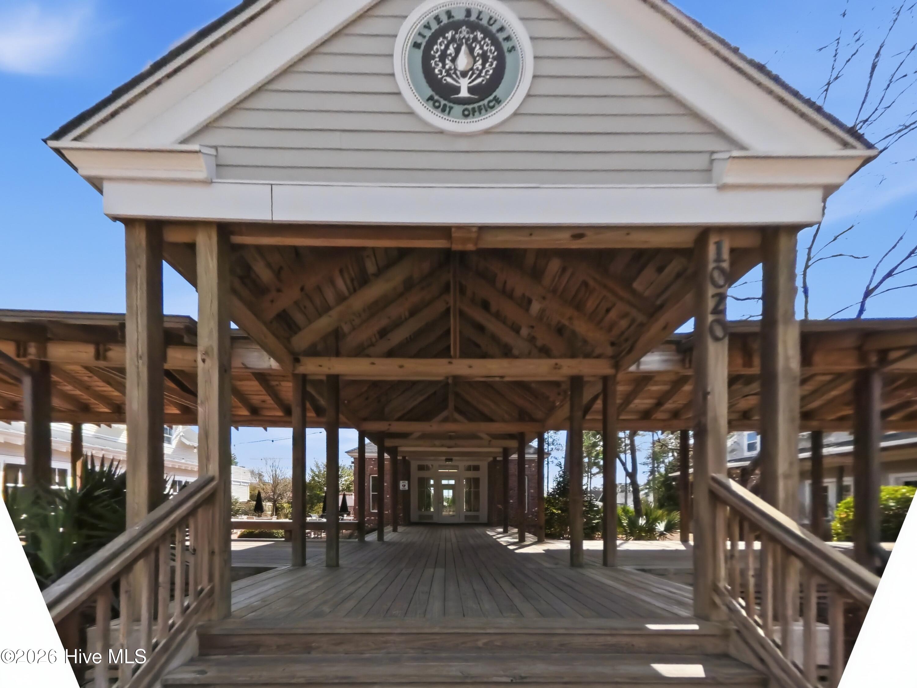 100558541 | Photo 85