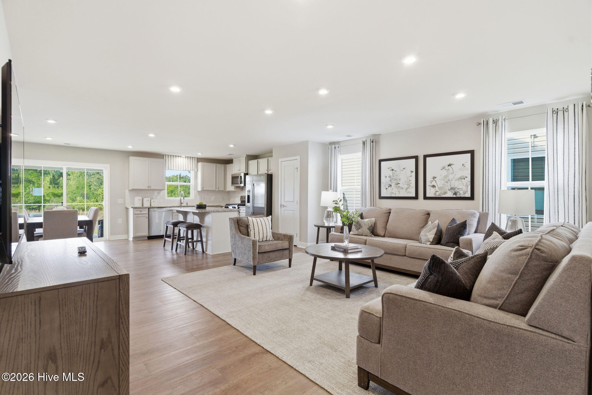 1123 Middle Crest Drive NE, Bolivia, NC, 28422