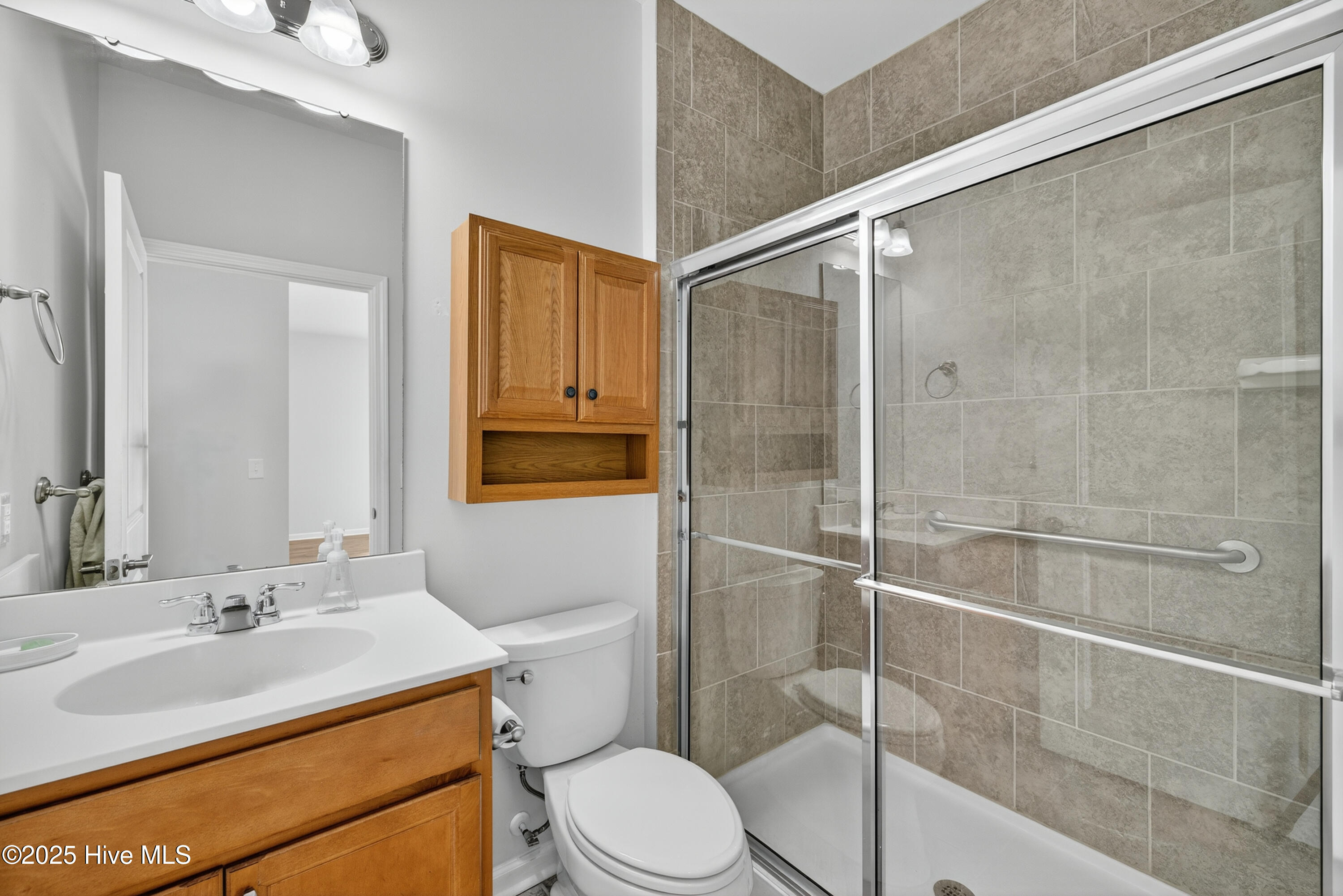 100541390 | Photo 20