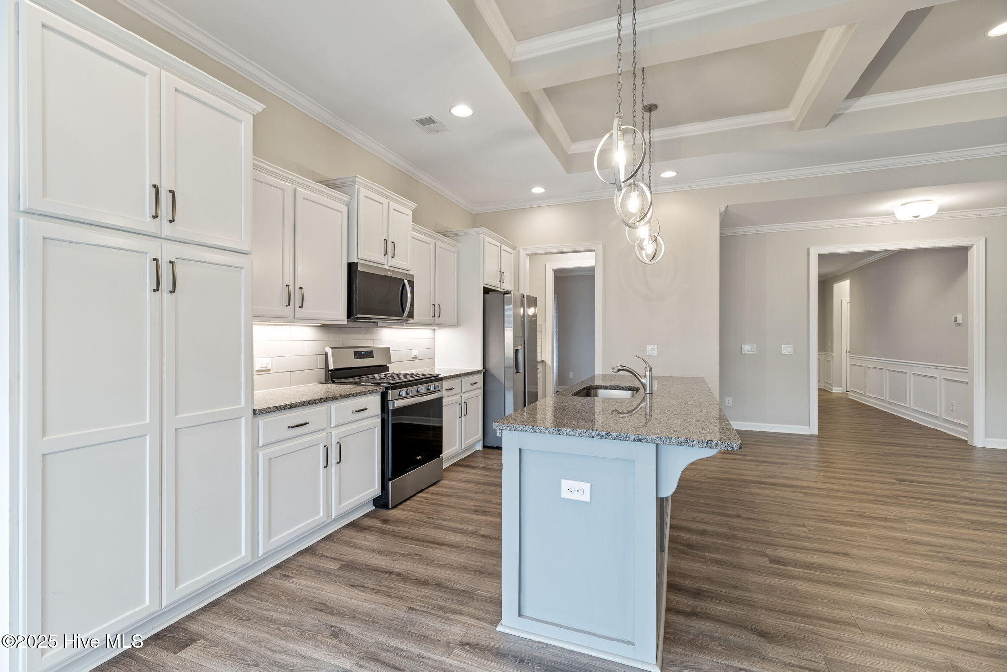 100534231 | Photo 20