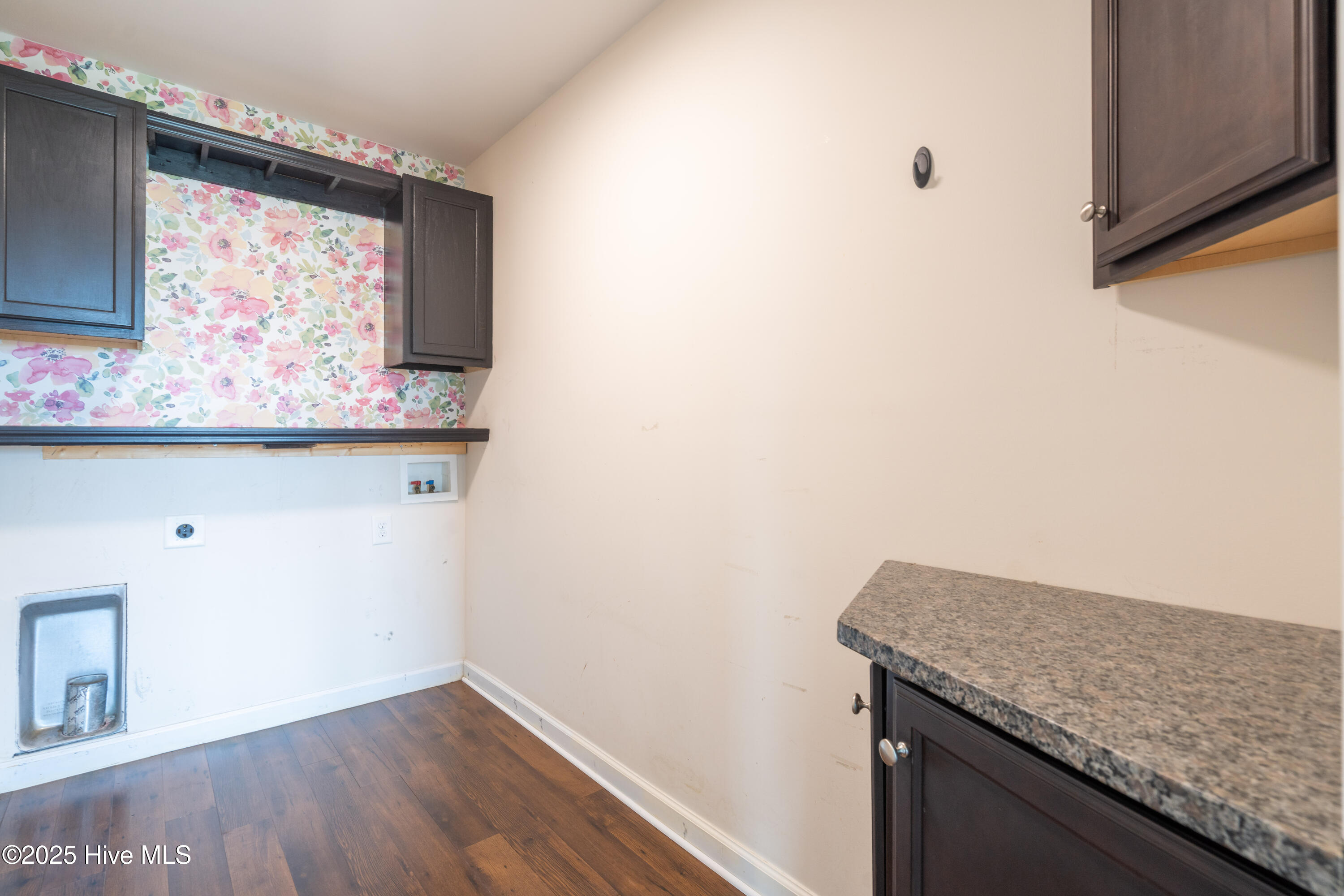 100495795 | Photo 36